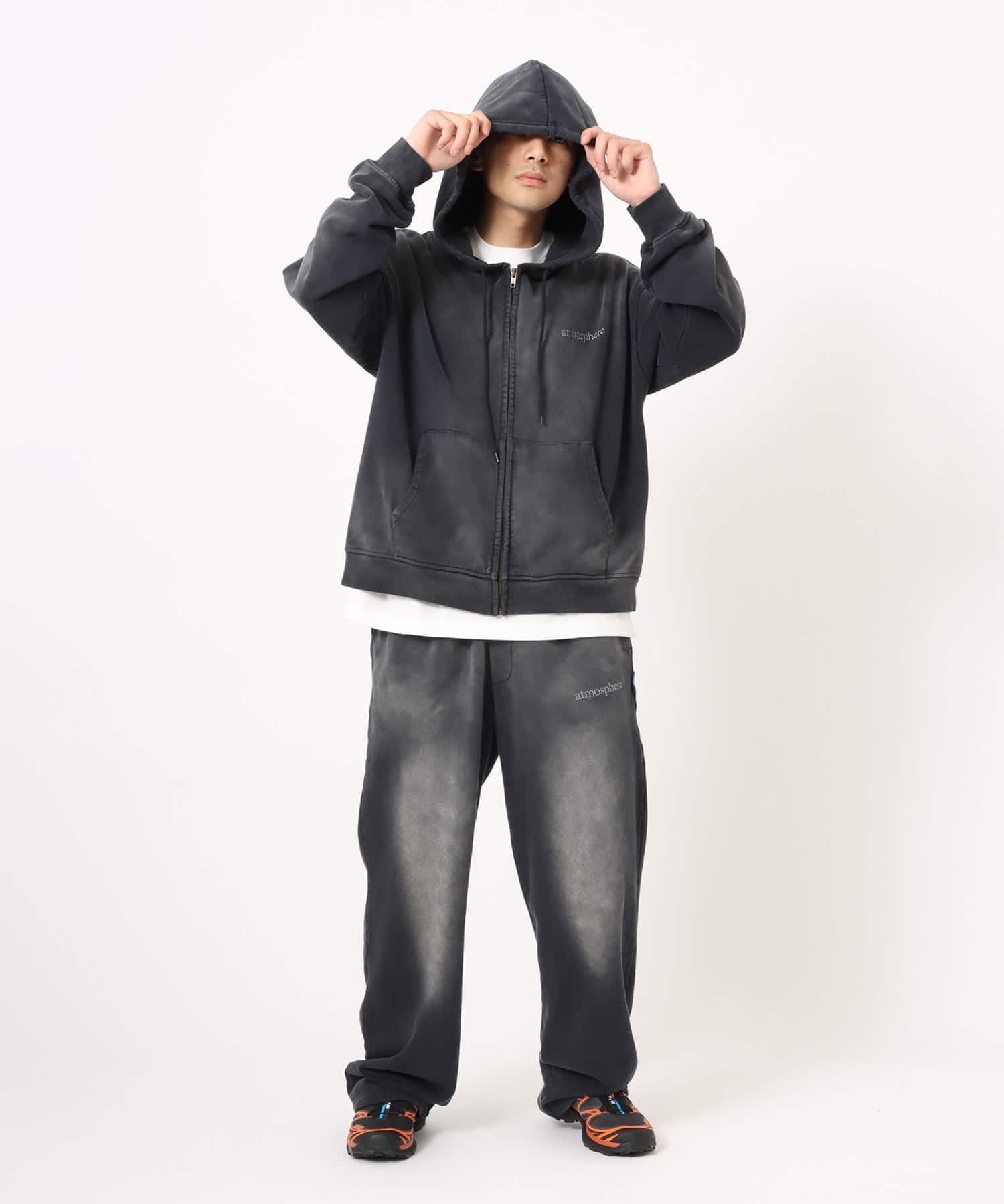 atmos Fade Color Zip-up Hooded Sweatshirt BLACKの画像