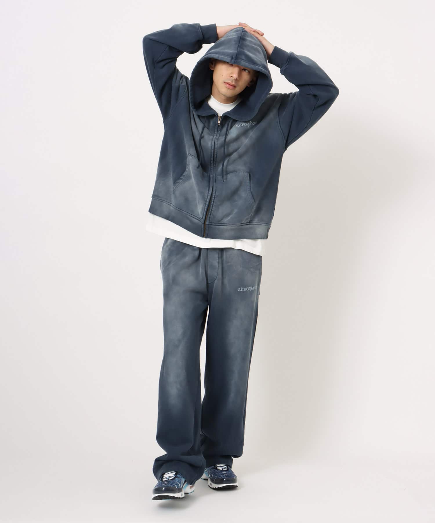 atmos Fade Color Zip-up Hooded Sweatshirt BLUEの画像