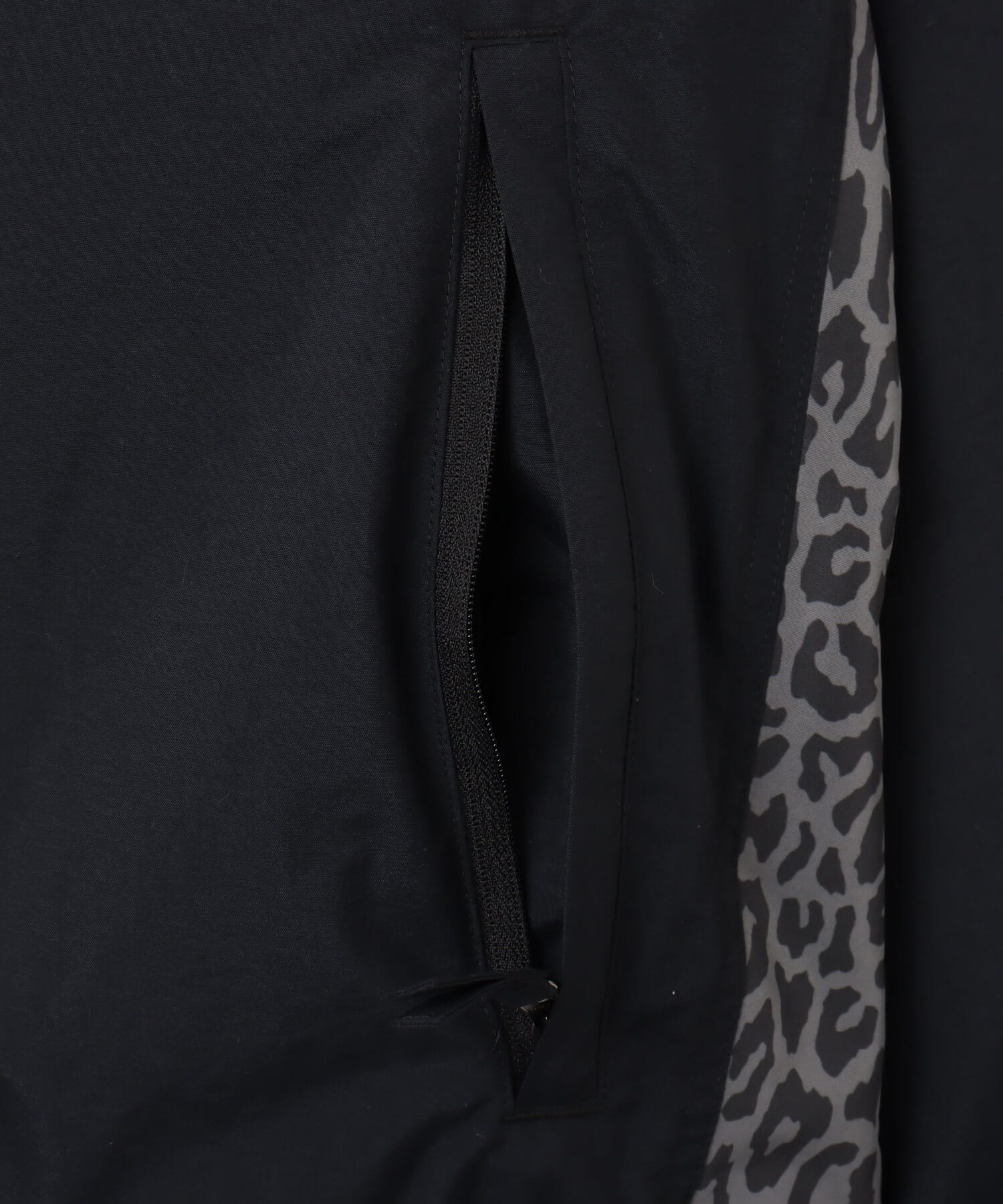 Columbia x atmos Falmouth Jacket BLACKの画像