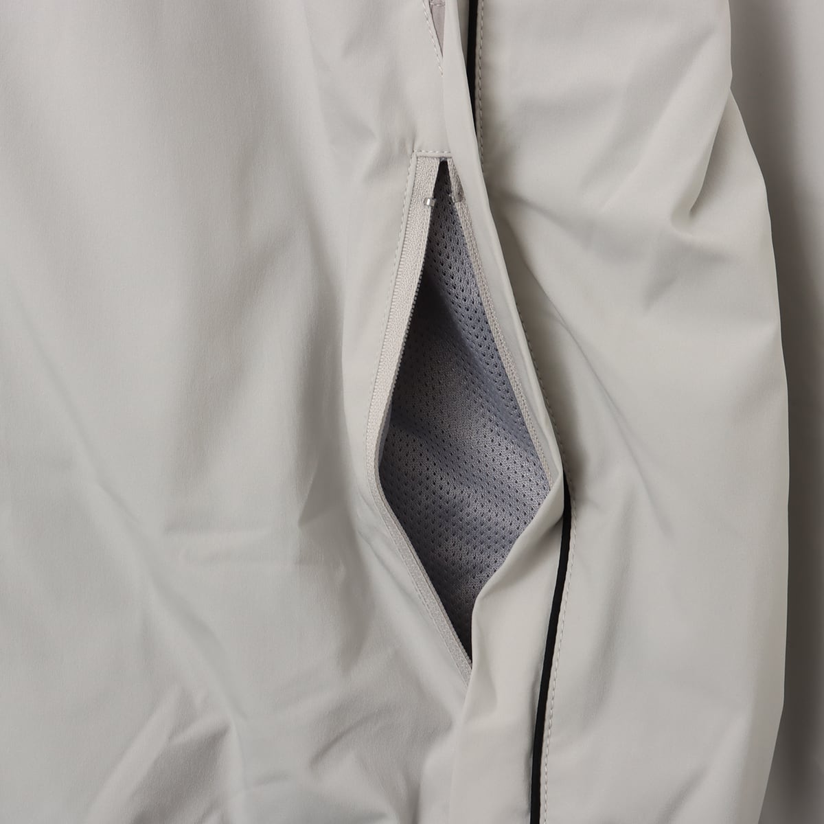 atmos Gradation Line Track Jacket GRAYの画像