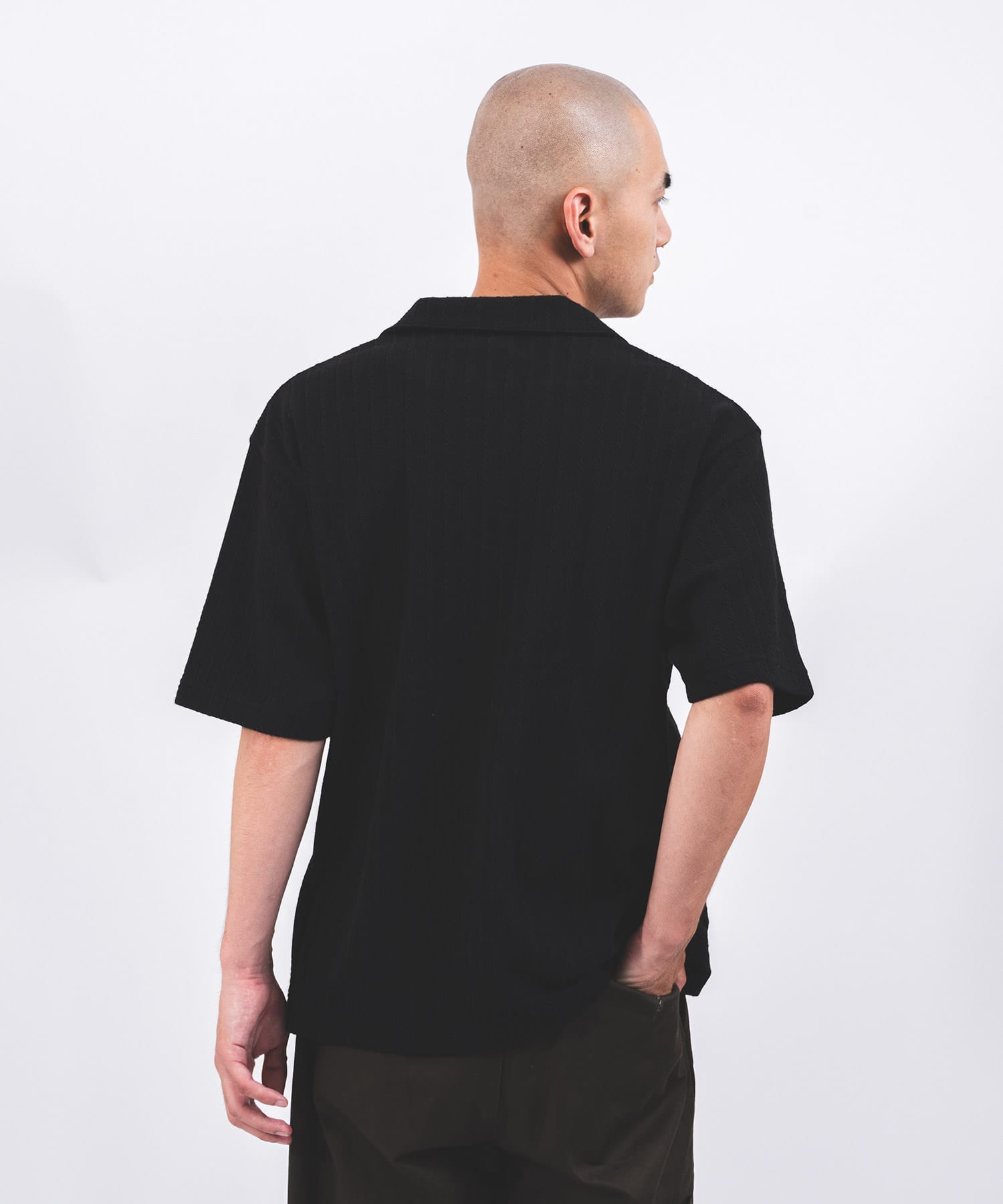 atmos Links Vacation Cut & Sewn Shirt BLACKの画像