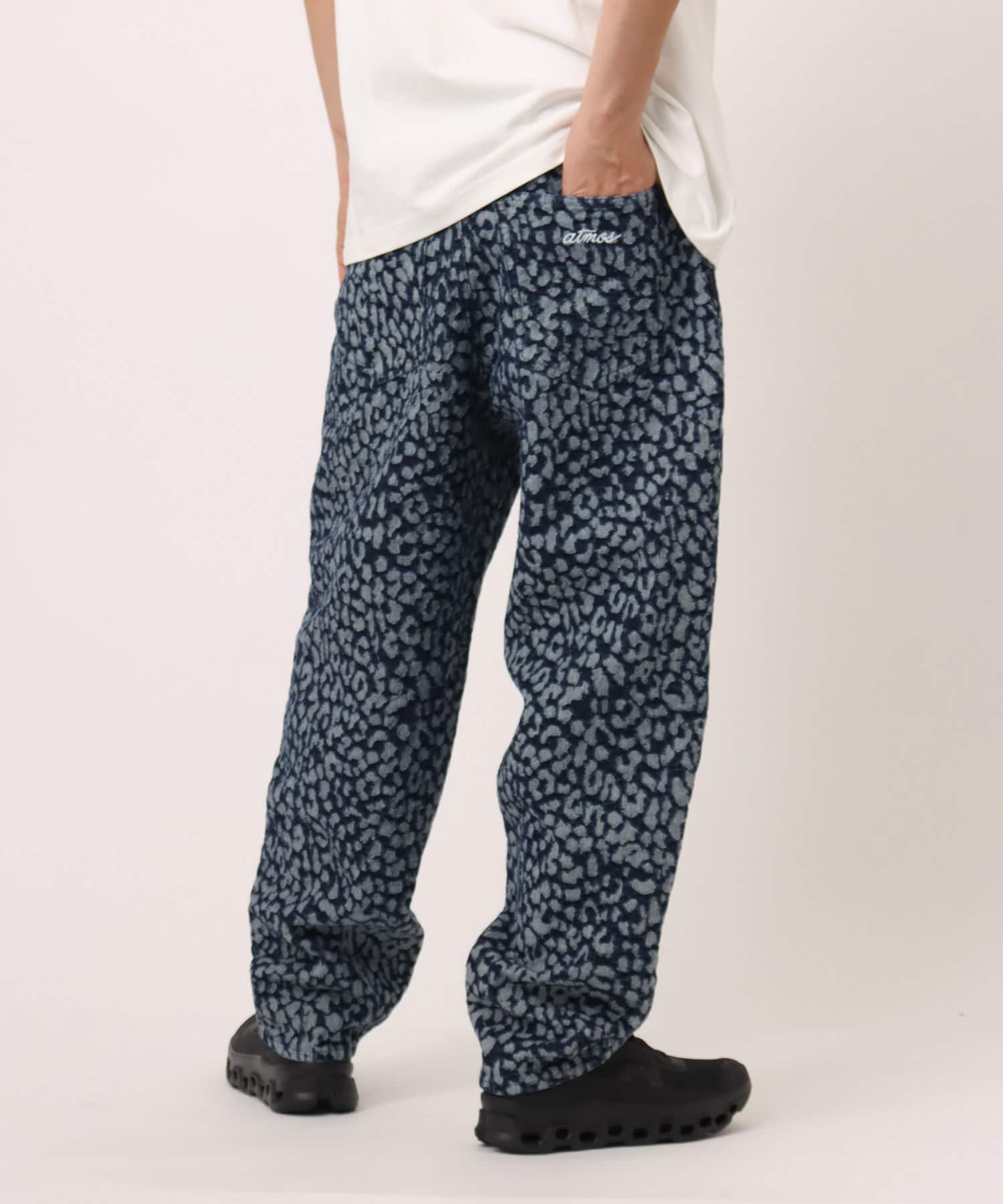 atmos Leopard Pattern Baggy Patns BLUEの画像