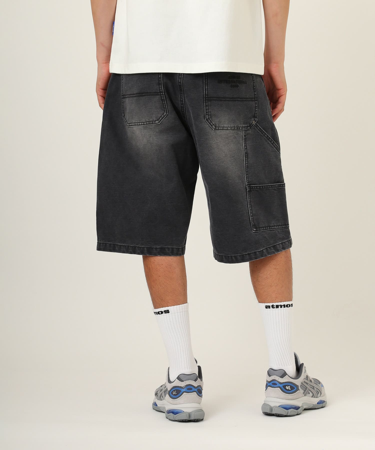 atmos Double-Knee Denim Shorts BLACKの画像