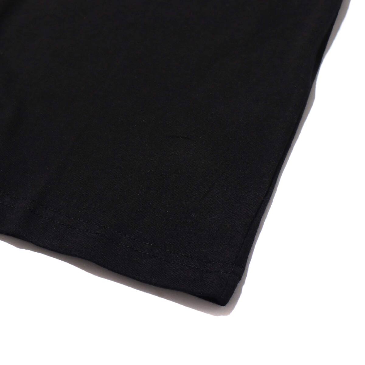 GUESS MEN'S S/SLV TEE SHIRT W/EMBOSSED LOGO AT  BLACKの画像