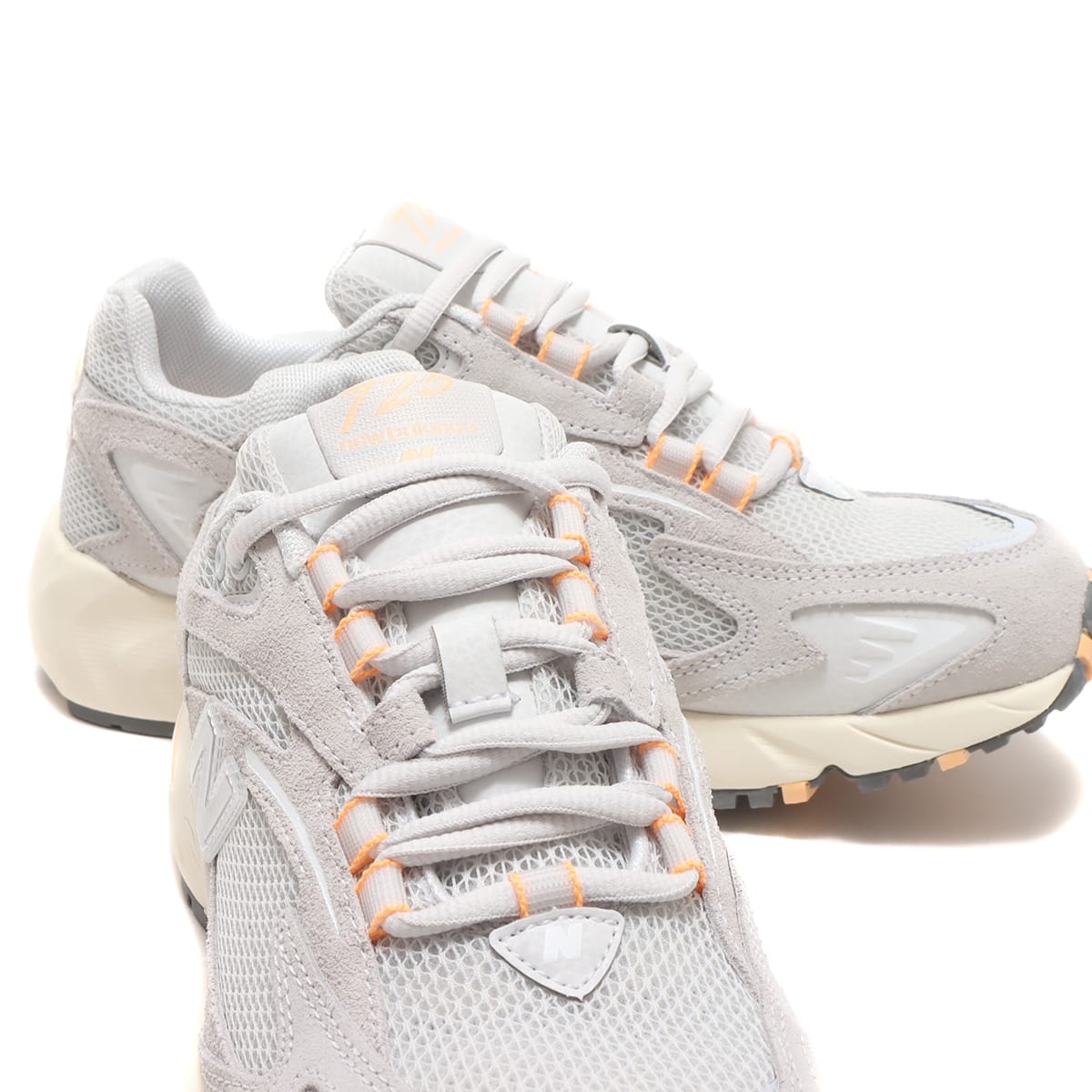 New Balance ML725I GREYの画像