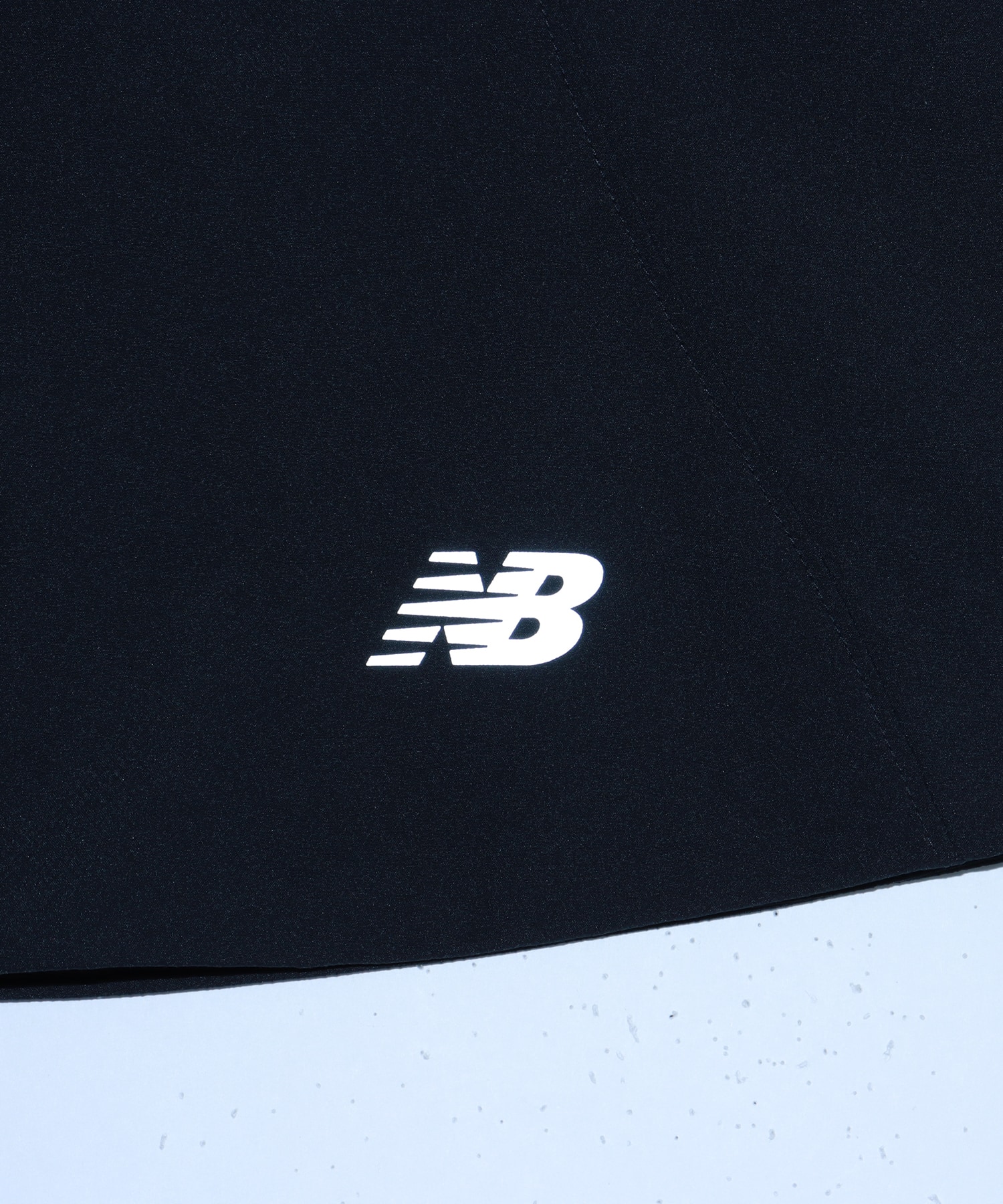 New Balance Run Enargy Vest ブラックの画像