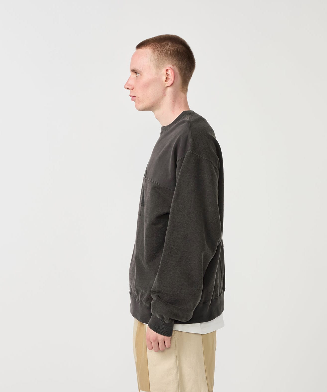 THE NORTH FACE PURPLE LABEL Field Patchworked Crewneck Sweatshirt Asphalt Grayの画像