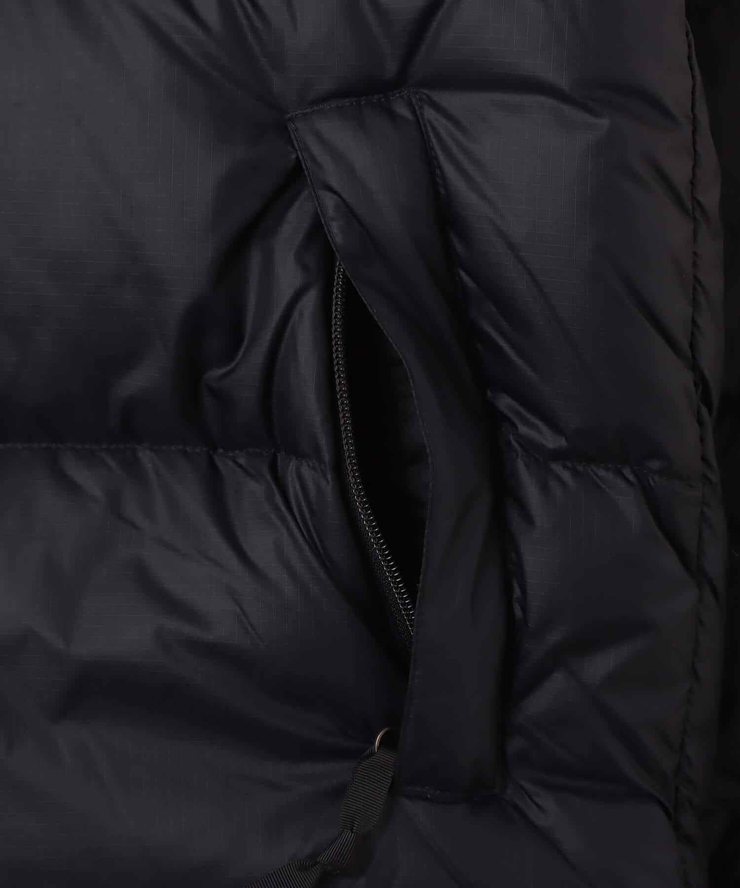 THE NORTH FACE Womens Short Nuptse Jacket ブラックの画像
