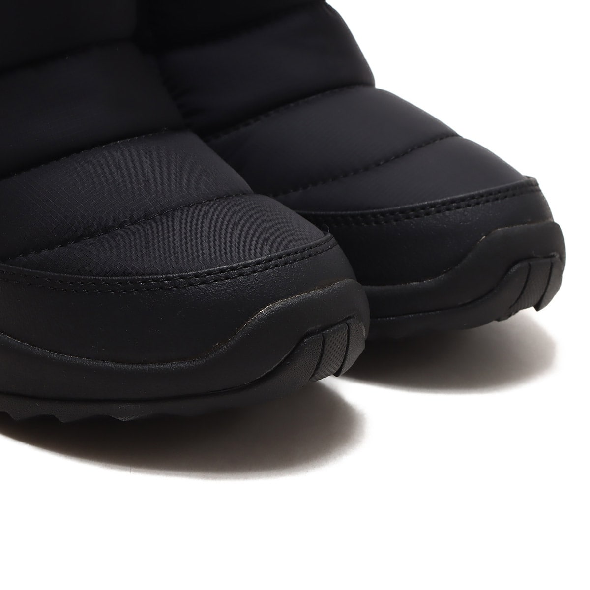 THE NORTH FACE KIDS NUPTSE BOOTIE LOGO SHORT TNFブラック×TNFホワイトの画像