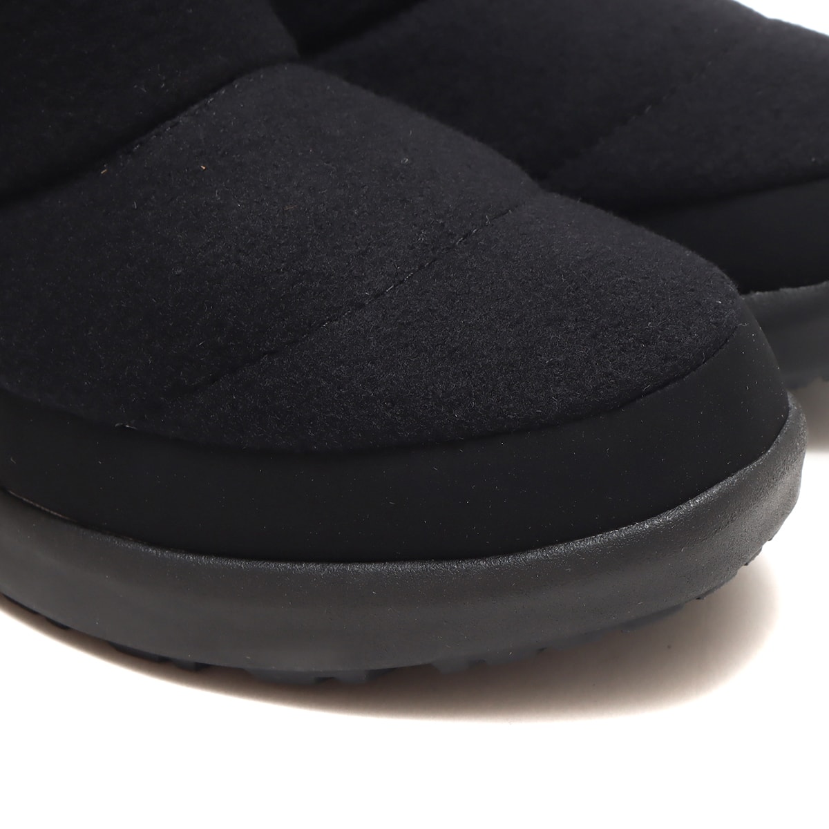 THE NORTH FACE WOMENS NUPTSE BOOTIE WP LOGO SHORT TNFブラック×TNFブラック 22FW-Iの画像
