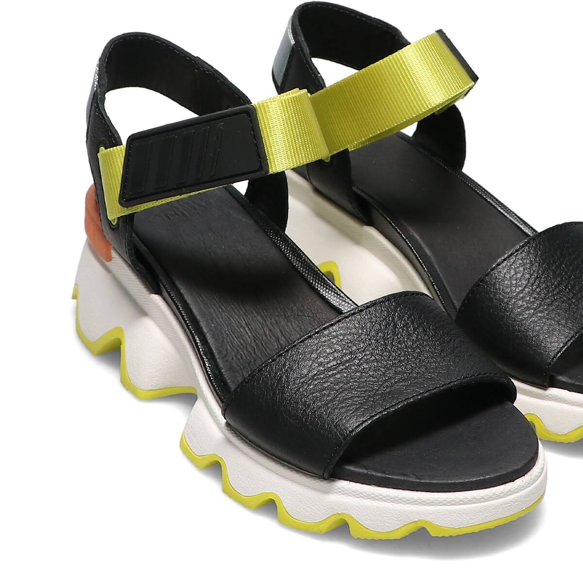 SOREL KINETIC™ SANDAL Black, Sea Salt 22SS-Iの画像