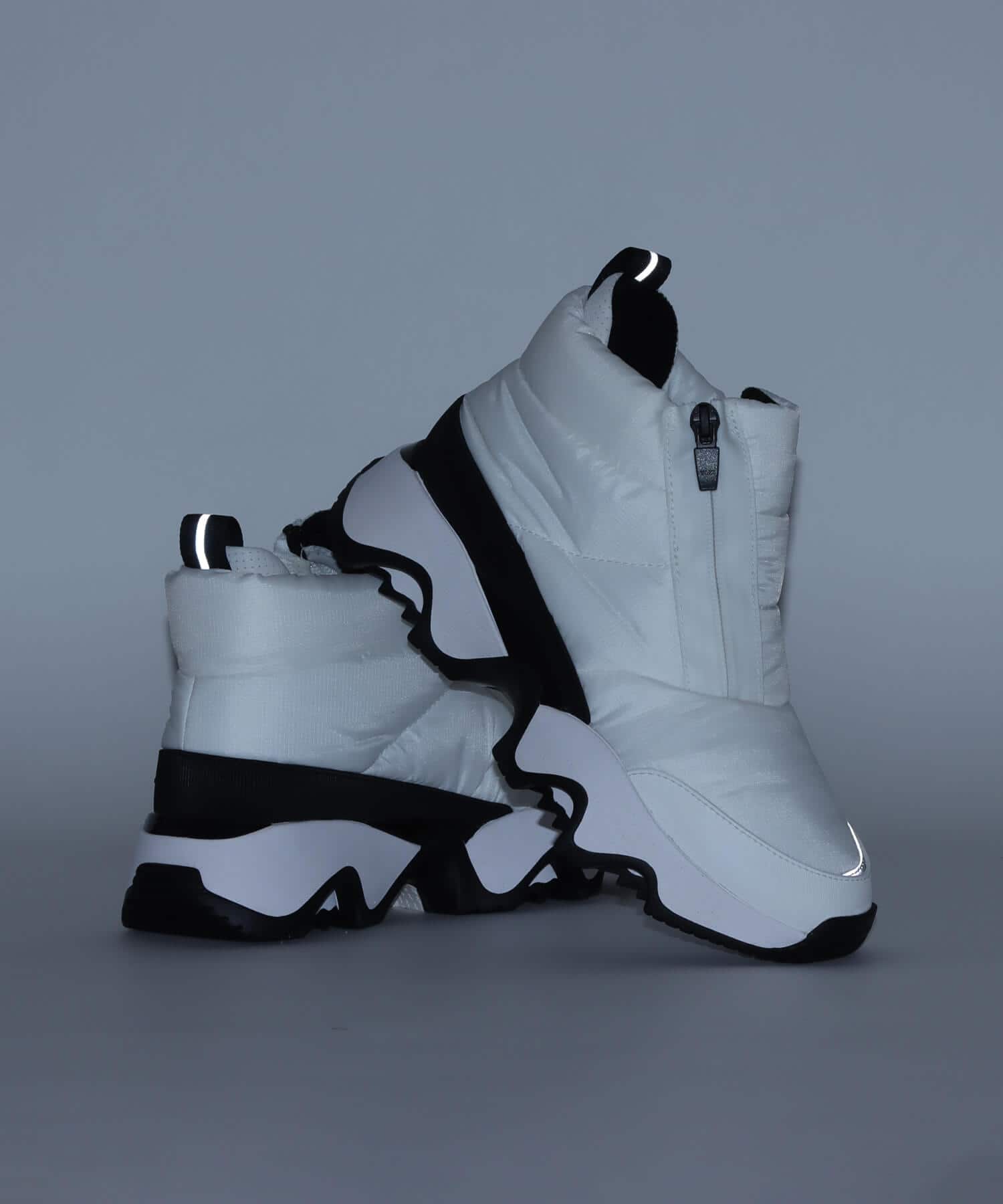 SOREL KINETIC IMPACT PUFFY ZIP WP Sea Salt Blackの画像