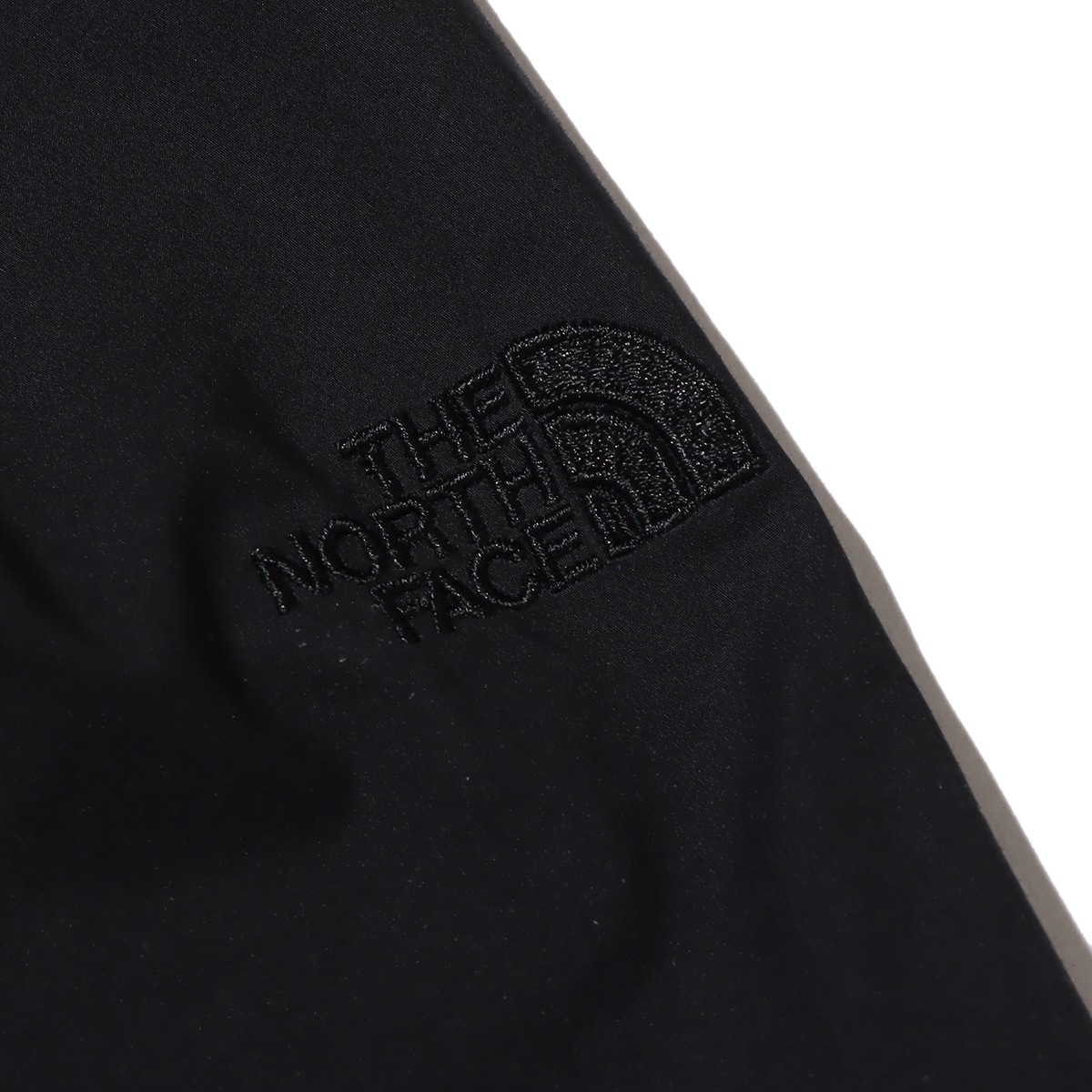 THE NORTH FACE PURPLE LABEL Indigo Mountain Wind Parka Black Fade