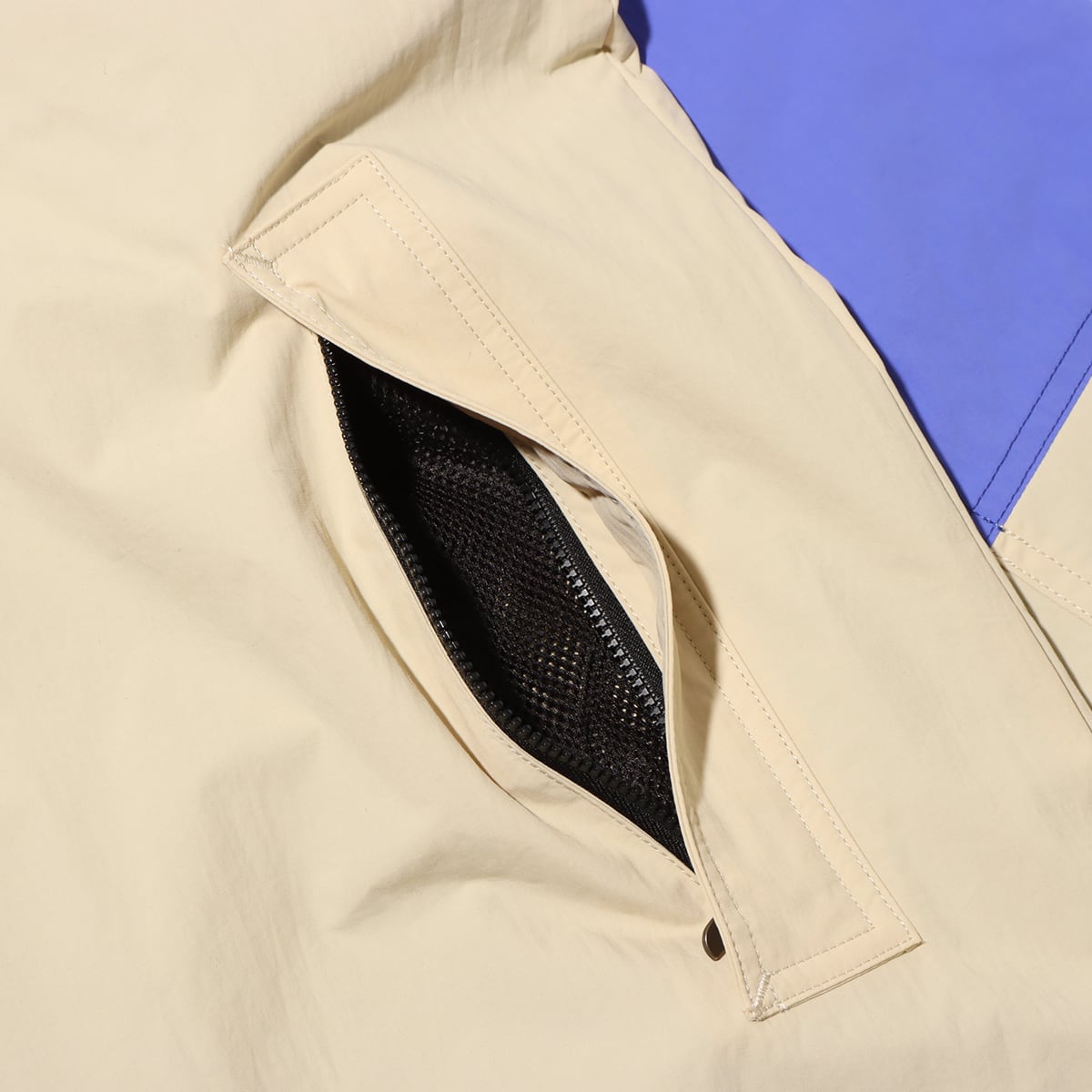 THE NORTH FACE Hydrena Wind Jacket グラベル×ソーラーブルー