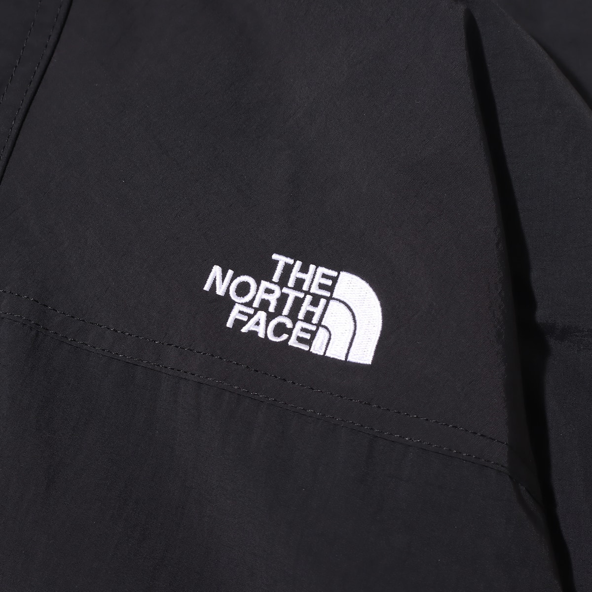 THE NORTH FACE HYDRENA WIND JACKET BLACK の画像