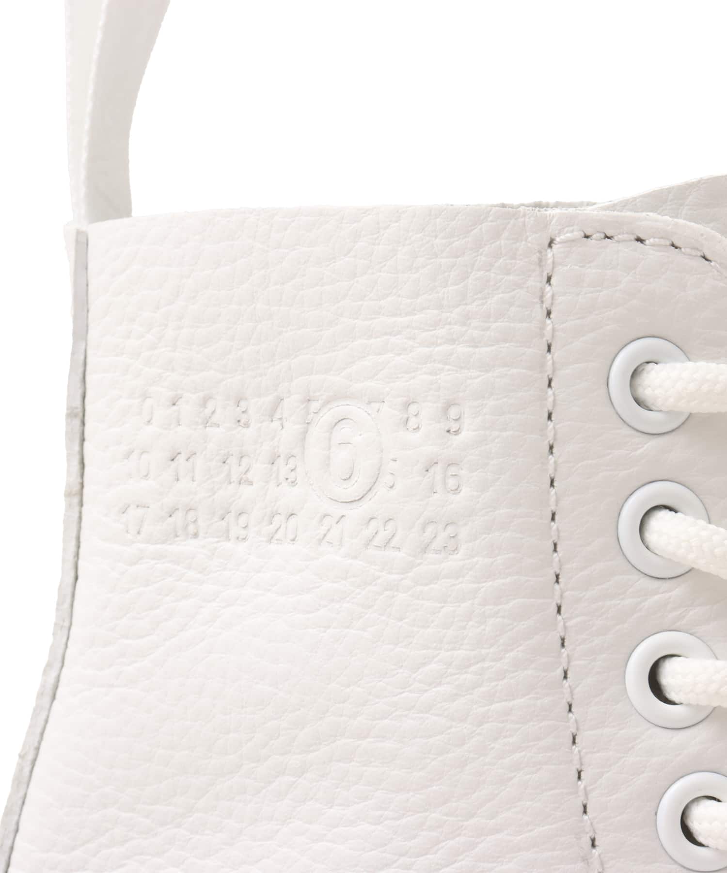 MM6 x DR MARTENS 1460 8-EYE NO STEEL TOE Vintage Smooth/White Virginia/Whiteの画像