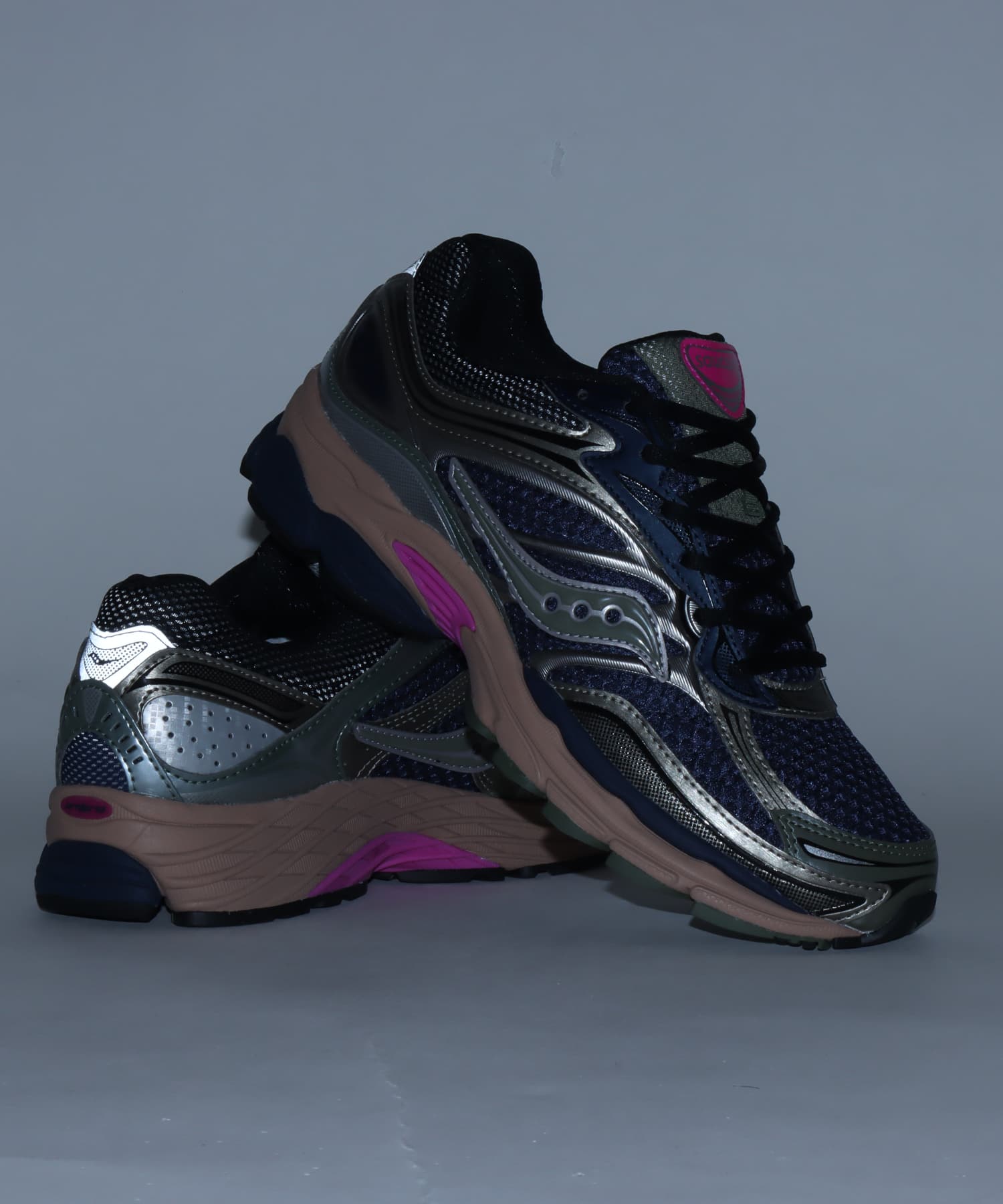 Saucony Progrid Omni 9 BLUE/BRUSHの画像