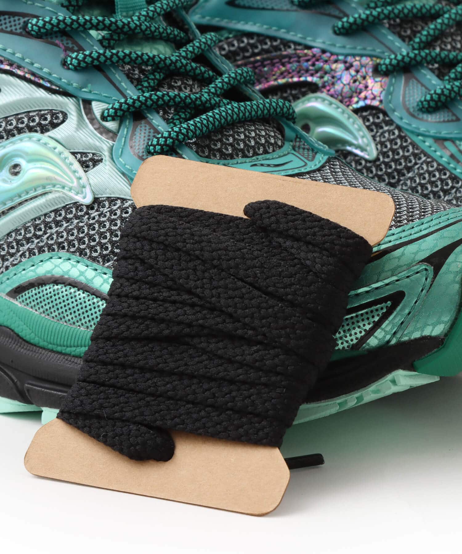 Saucony Progrid Omni 9 GREEN GLOWAの画像