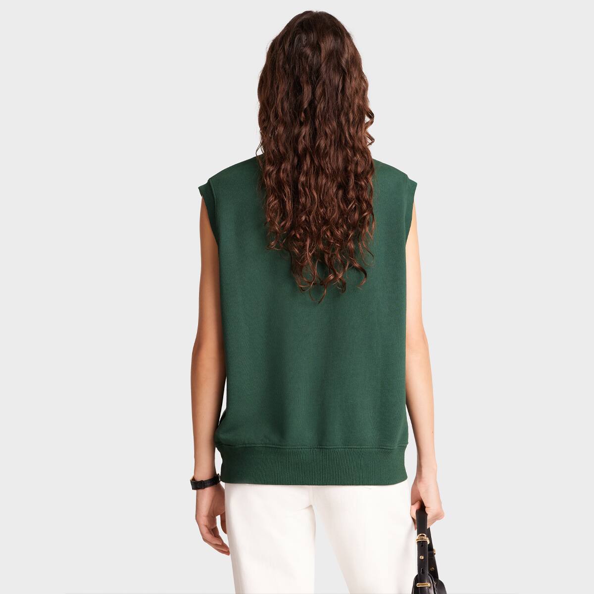 SPORTY＆RICH Yankees Serif V-Neck Vest Forest White の画像