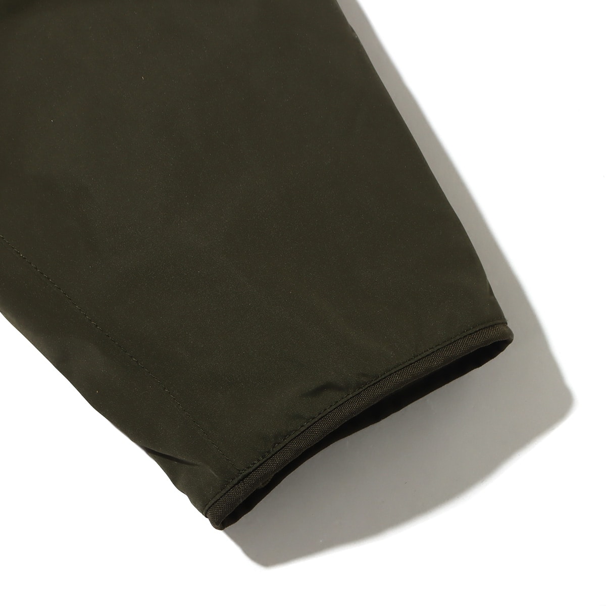 nanamica GORE-TEX Down Coat Khaki Green 22FA-Iの画像