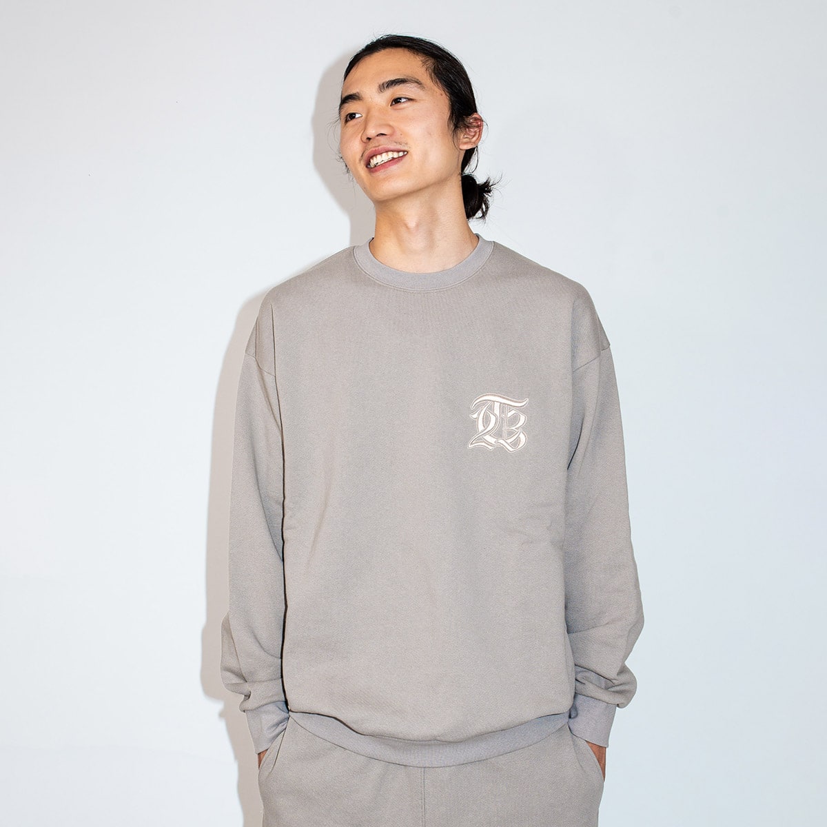TOKYO 23 CREW NECK SWEAT SHIRTS KHAKI 23FW-Iの画像