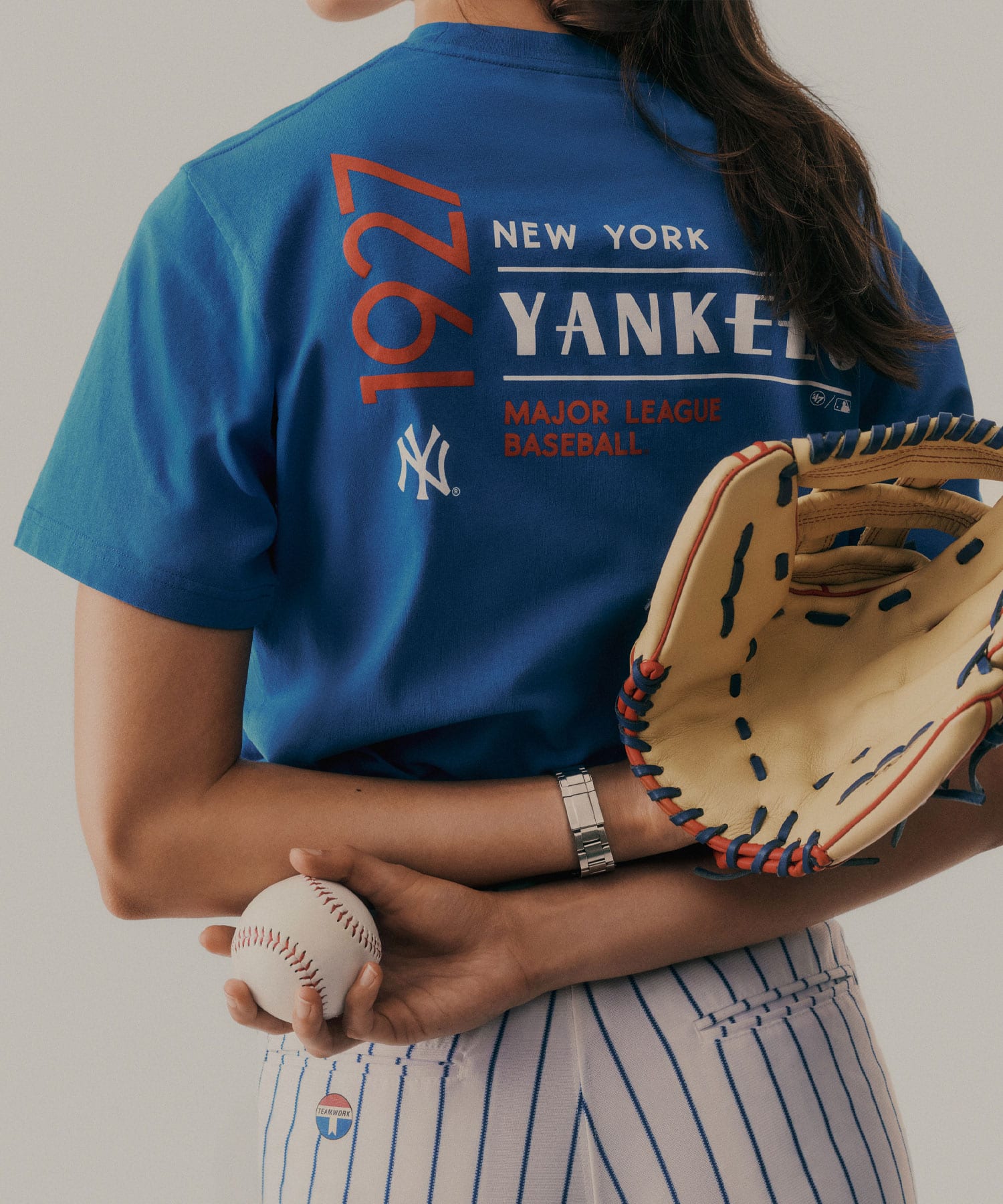 SPORTY＆RICH Champions T-Shirt Team Blueの画像