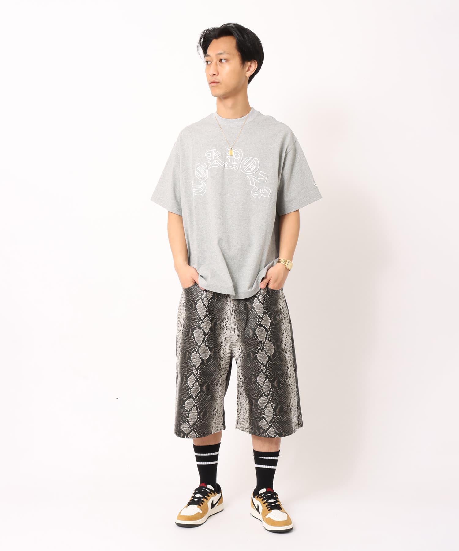 TOKYO 23 Embroidery Simple Logo T-shirt GRAYの画像