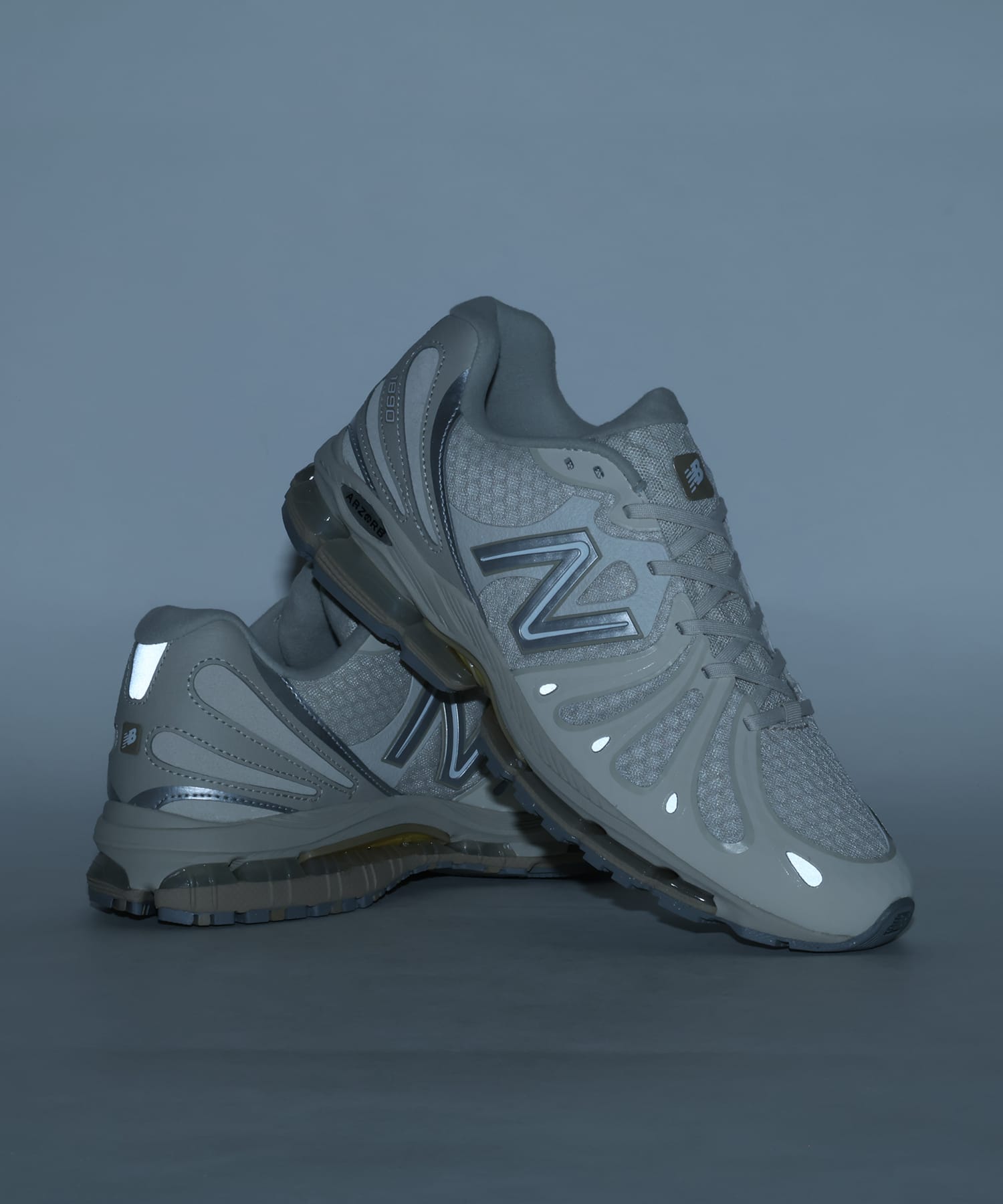 New Balance U18901IU BEIGEの画像