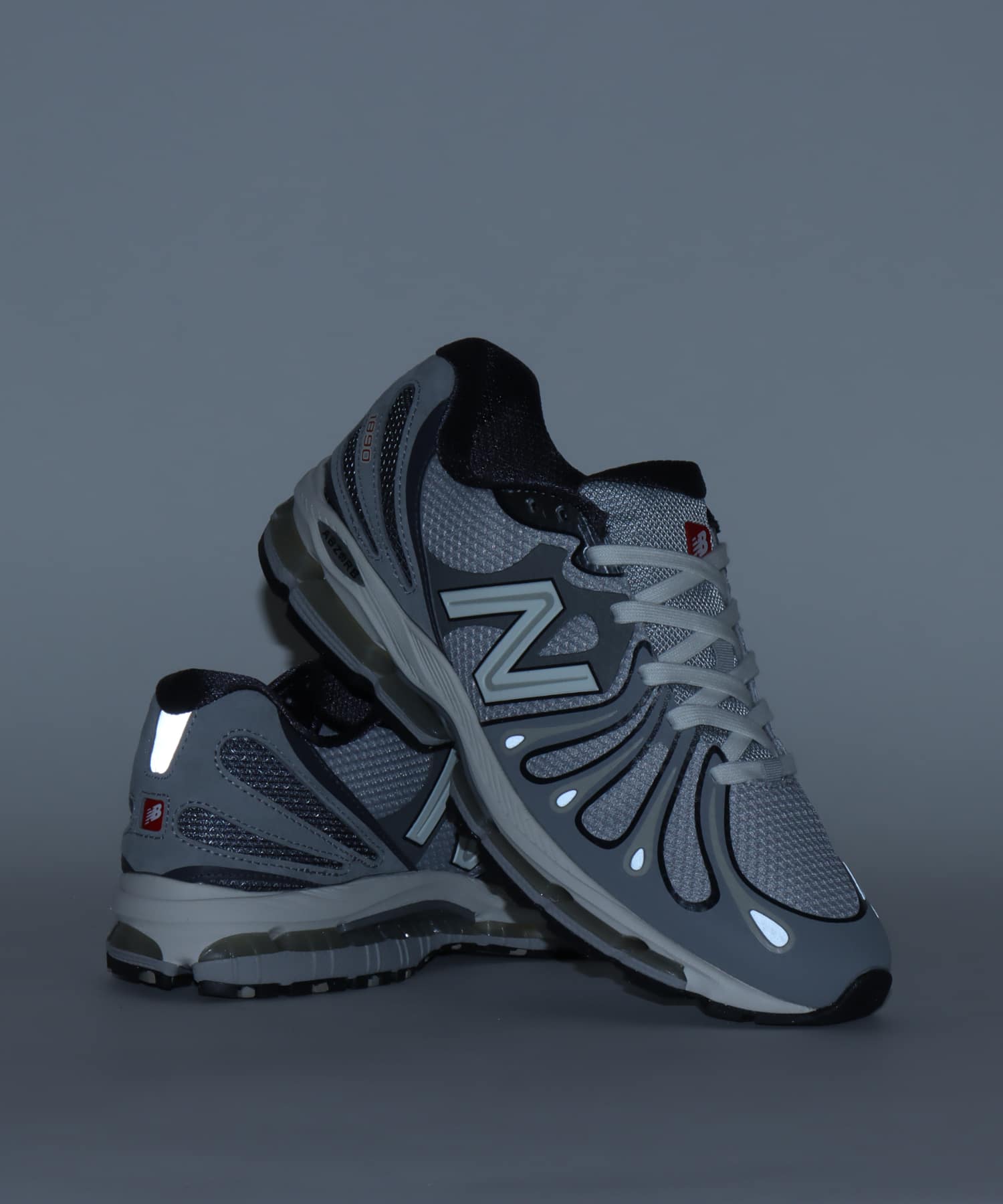 New Balance U18905UY GRAYの画像