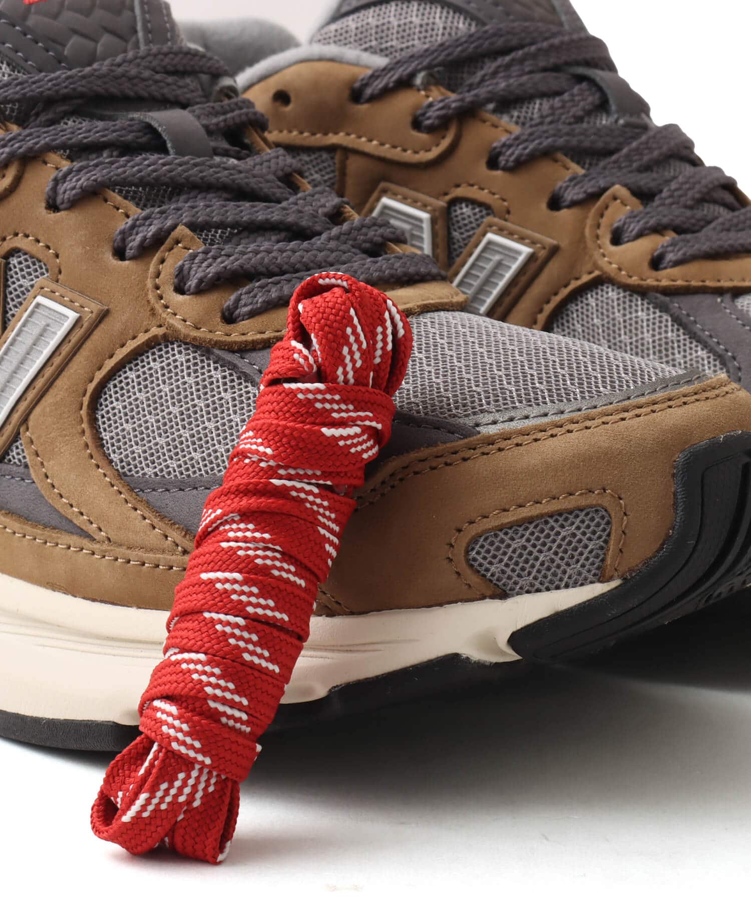 New Balance U201020Q BROWNの画像