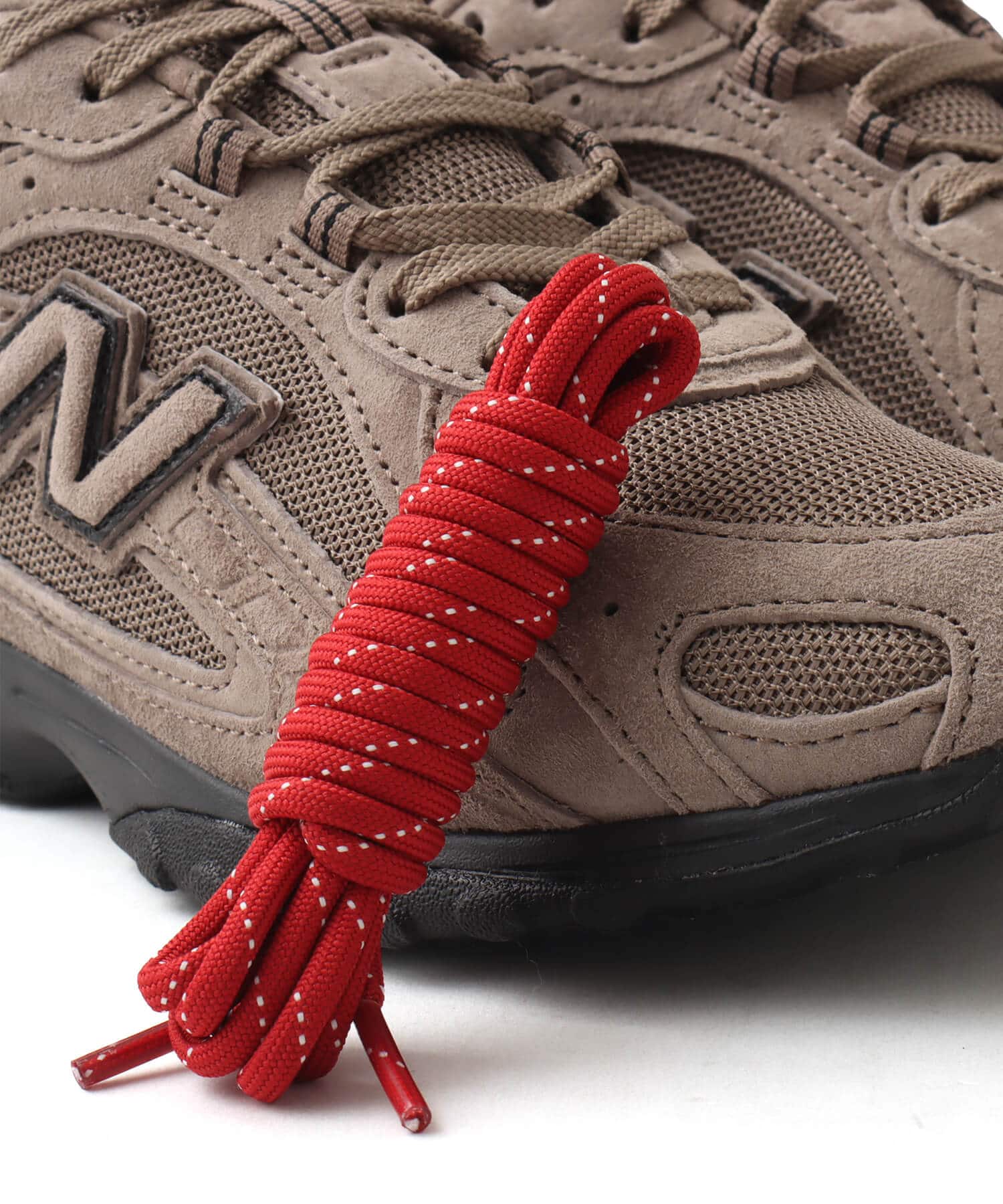 New Balance U204L3K9 BROWNの画像