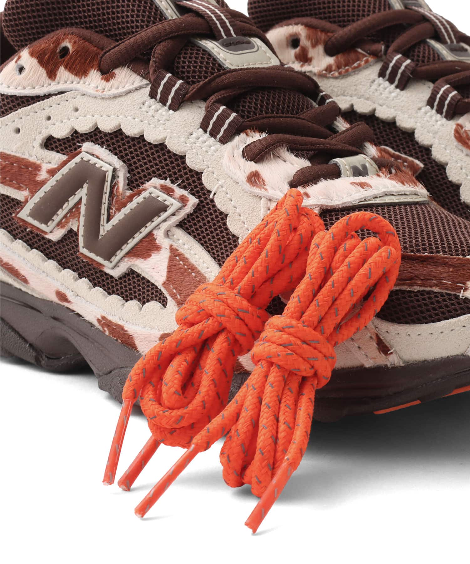 New Balance U204L8JF "COW GIRL" BROWN/WHITEの画像