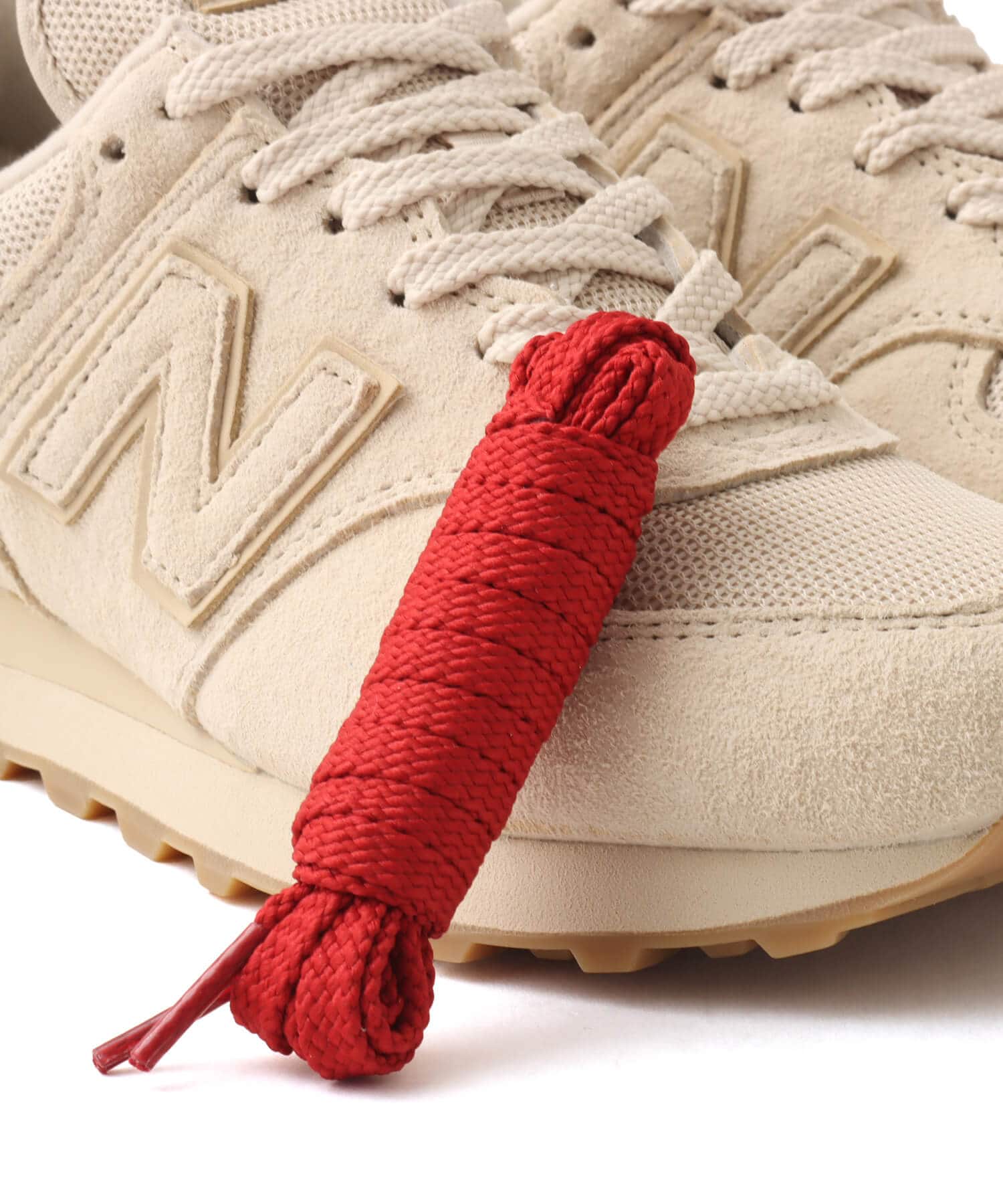 New Balance U5742EB BEIGEの画像