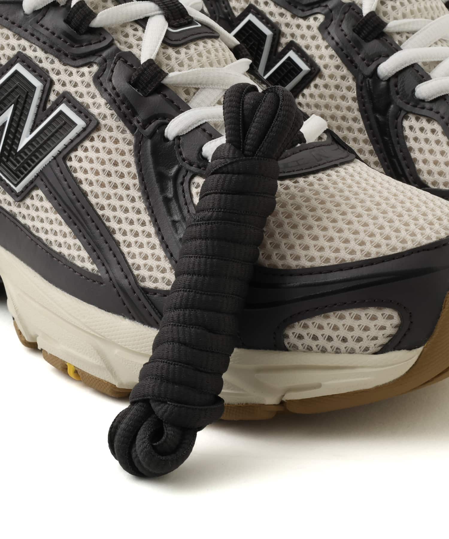New Balance U7406S7 GRAY/WHITEの画像