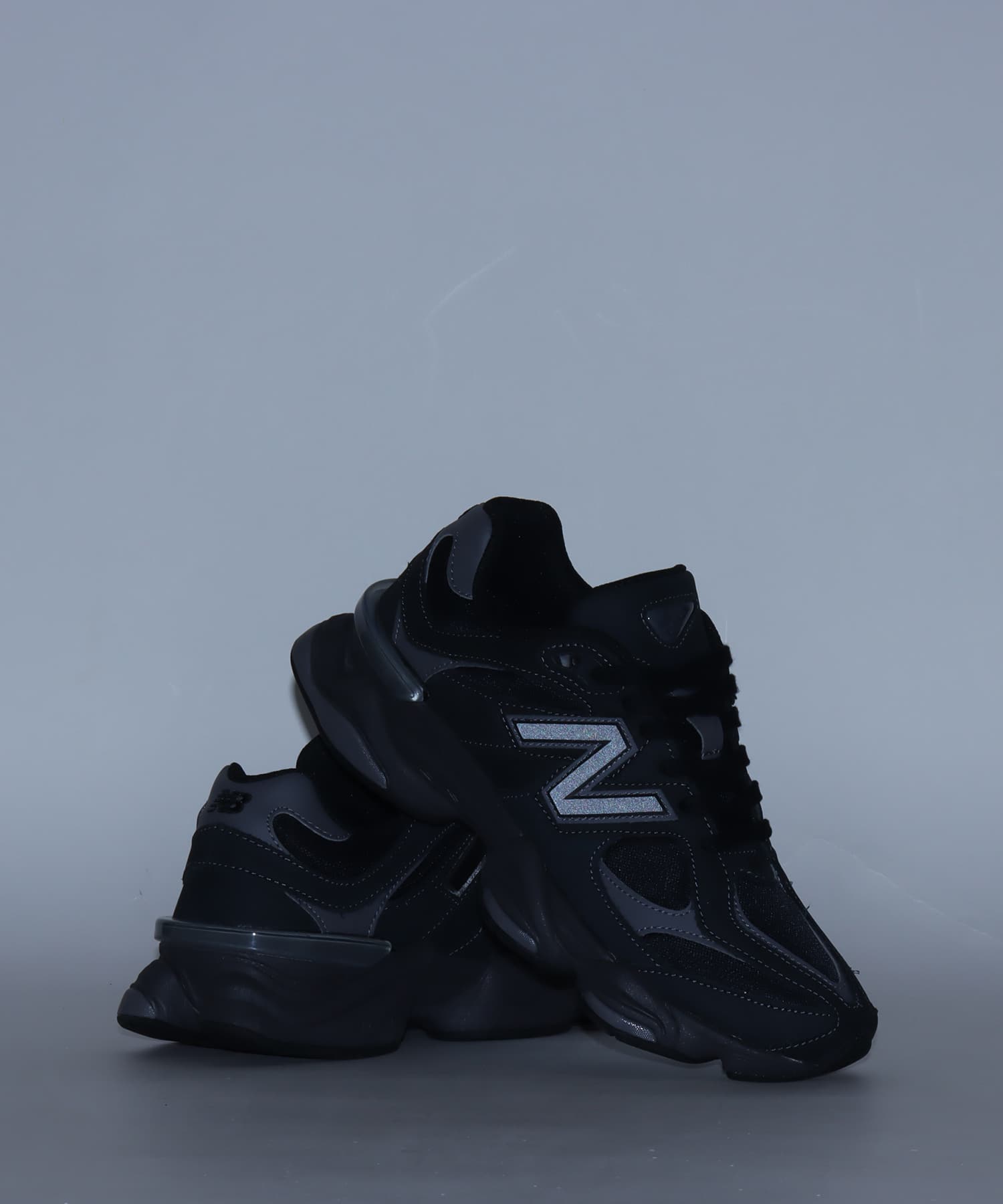 New Balance U906079E BLACKの画像