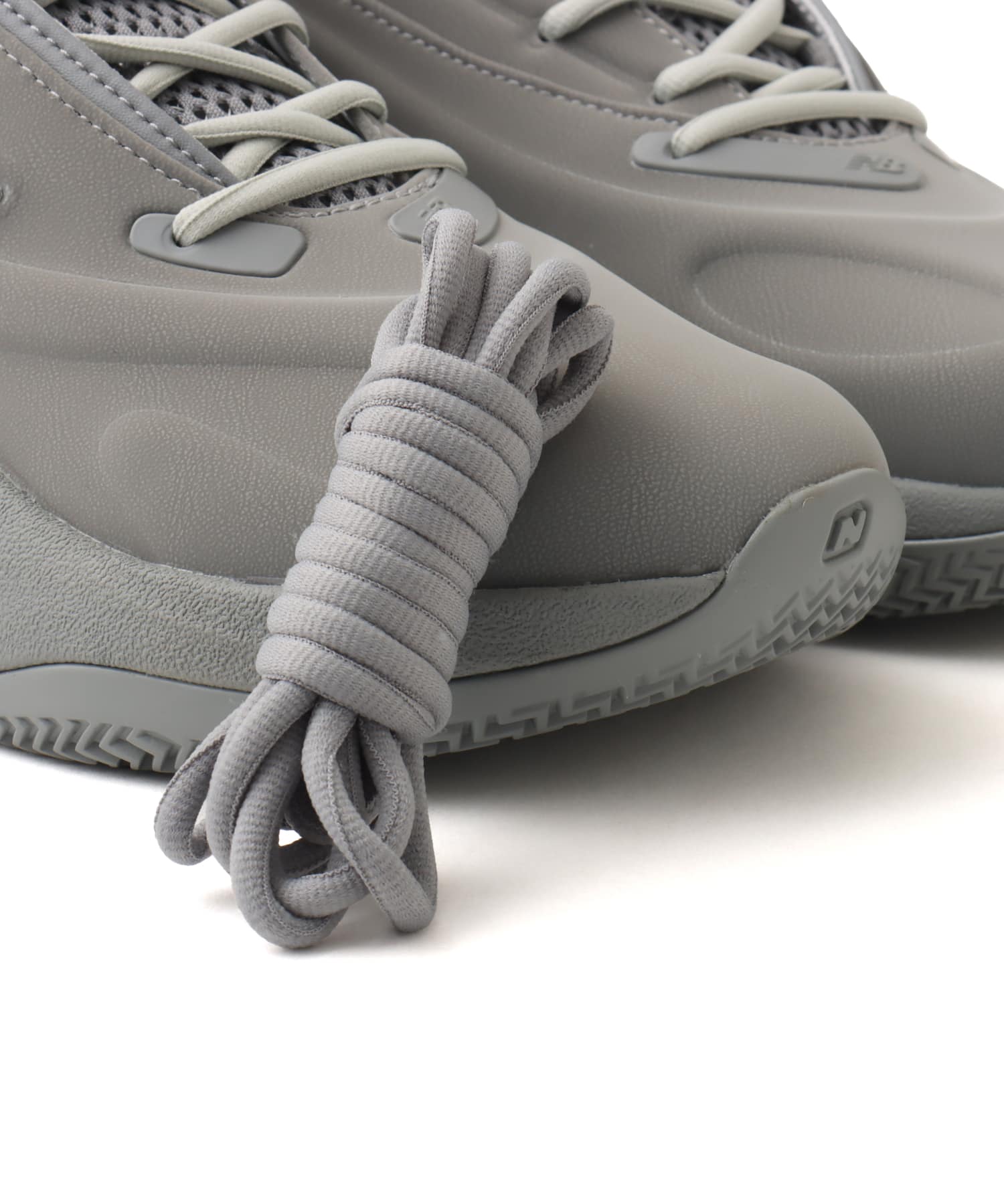 New Balance UFFBB5WD GRAYの画像
