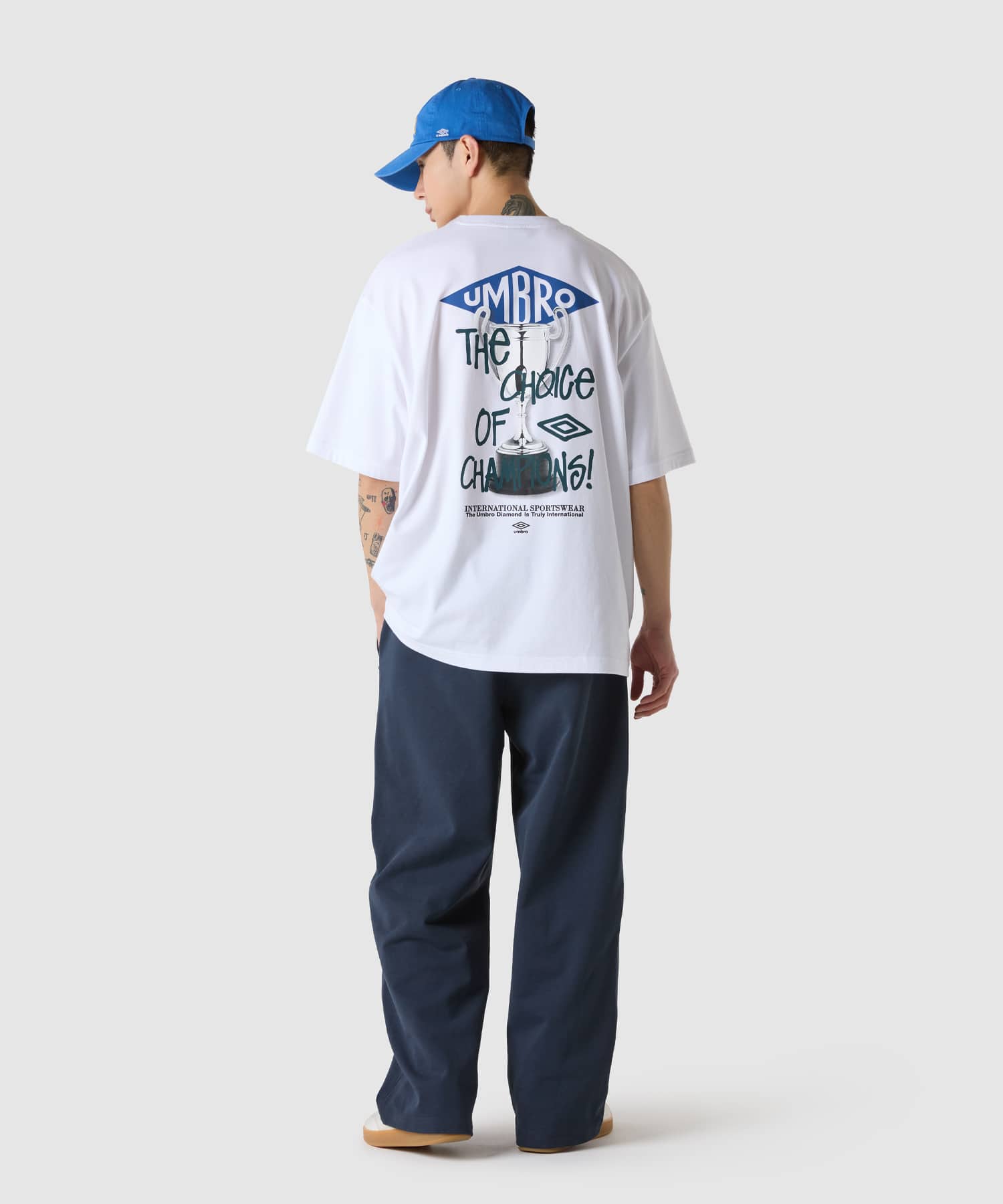 UMBRO 【KOREA COLLECTION】TROPHY SHORTS SLEEVE T-SHIRTS ホワイトの画像
