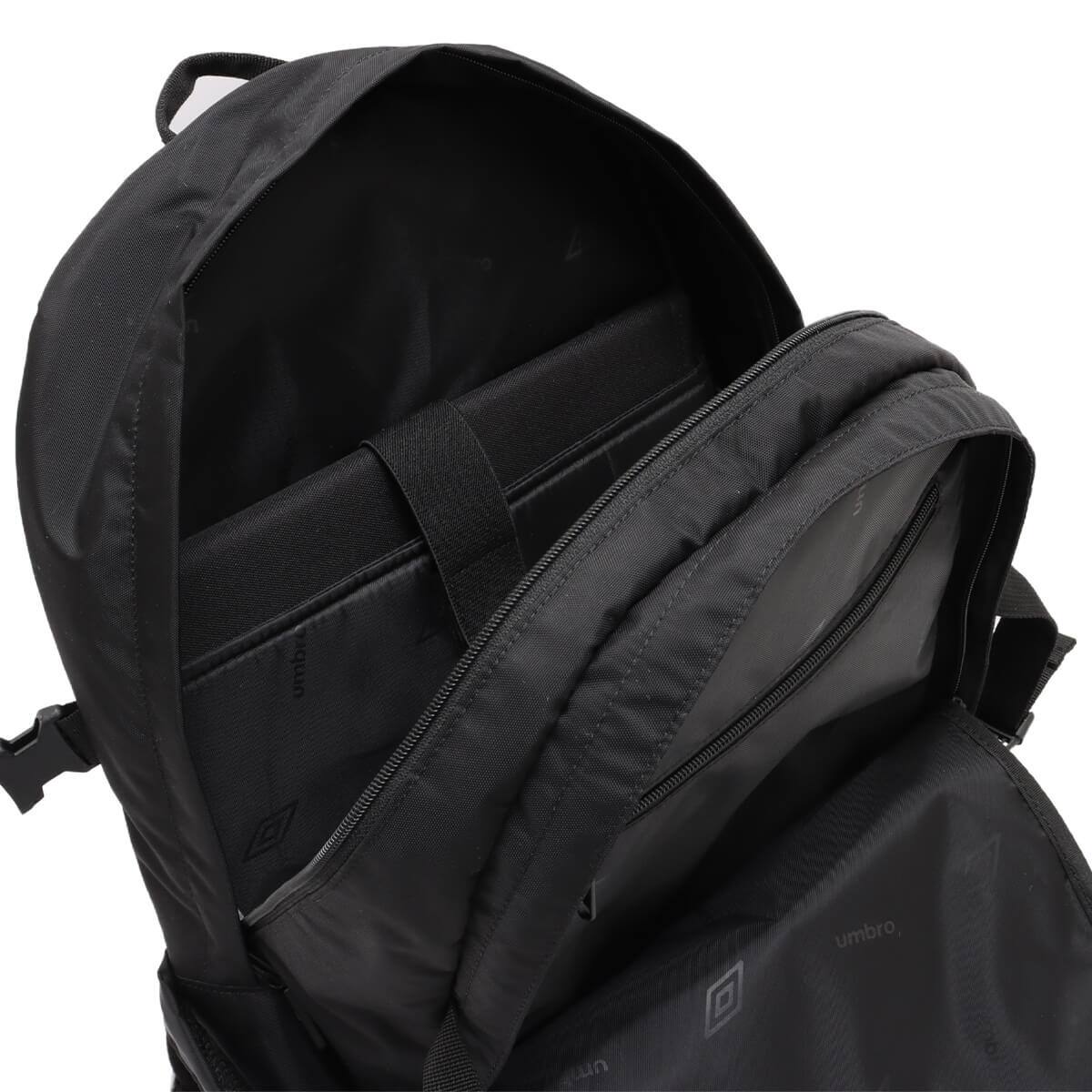 UMBRO BACKPACK ブラック の画像