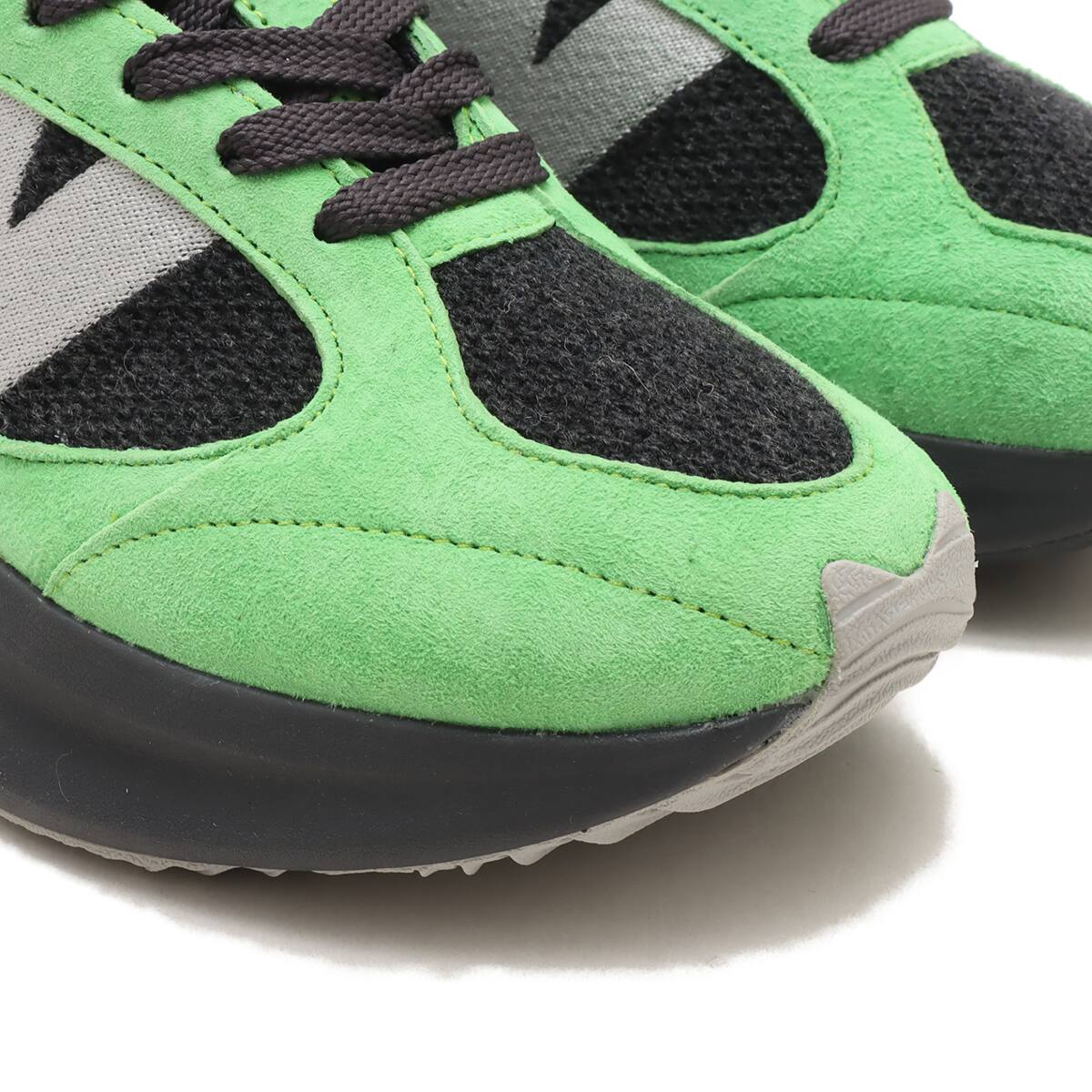 New Balance UWRPDKOM GREENの画像