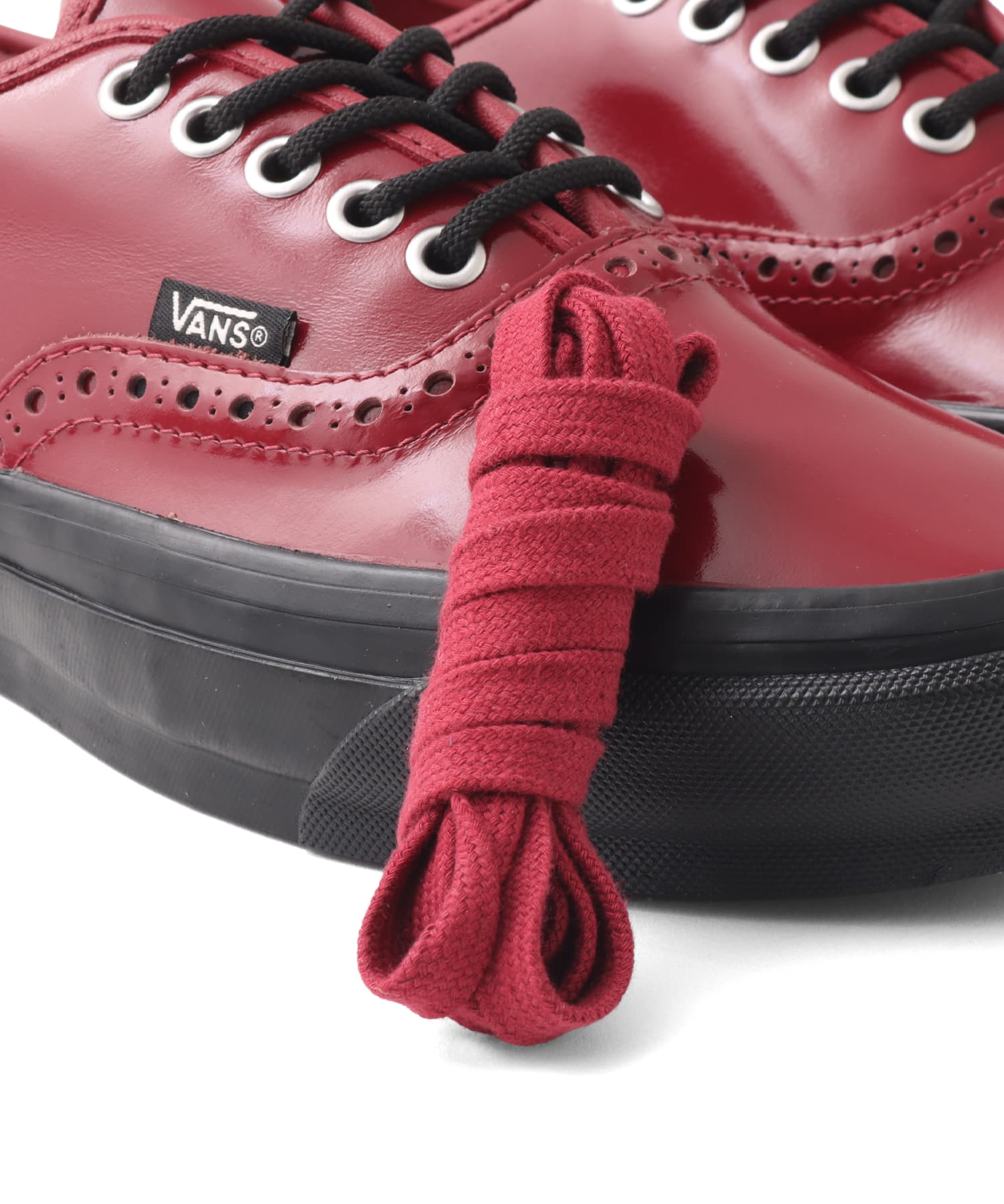 VANS OTW Authentic 44 Siped Vibram Gloss Leather Brogue Bordeaux/Blackの画像