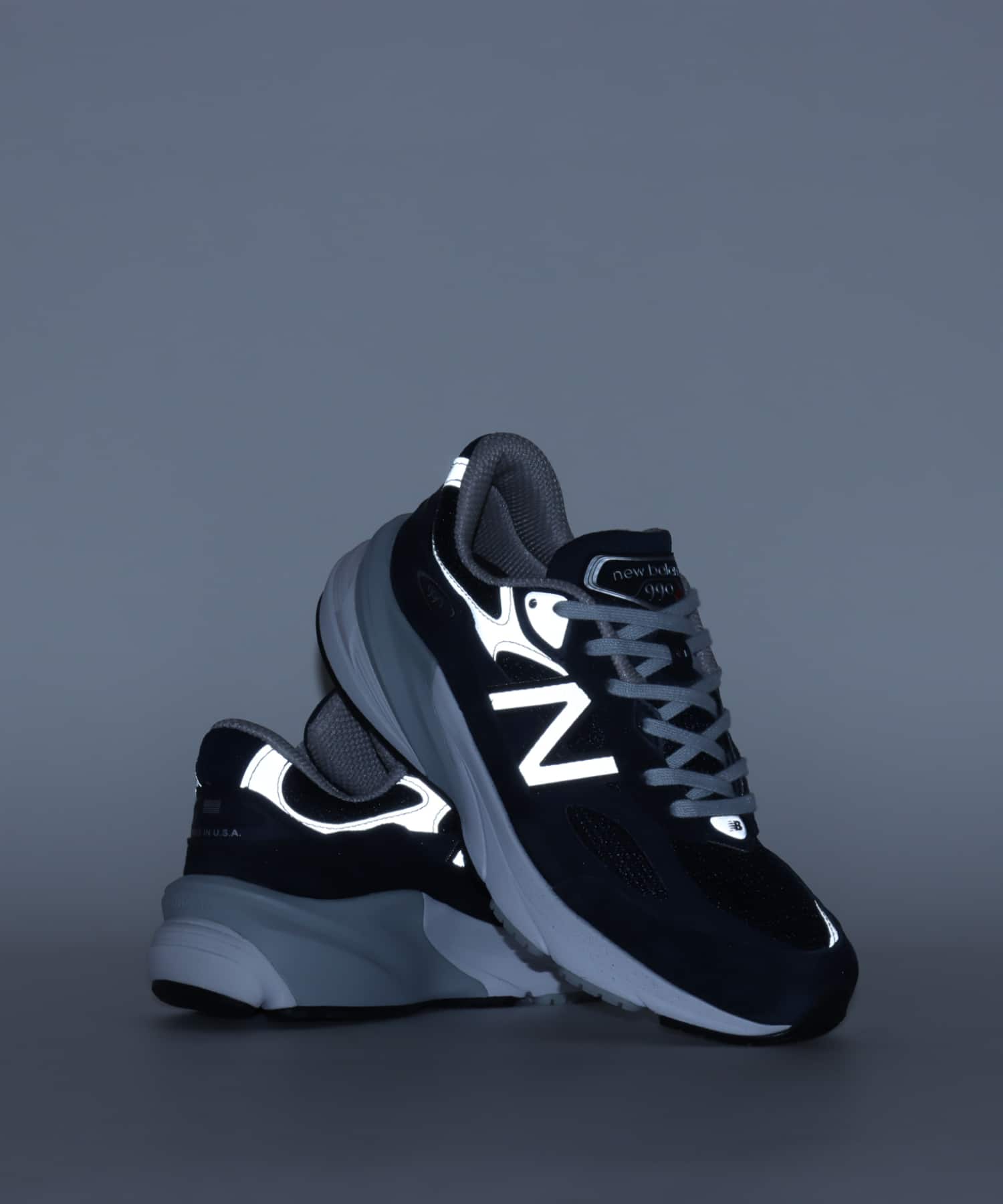 New Balance W990NV6 NAVYの画像