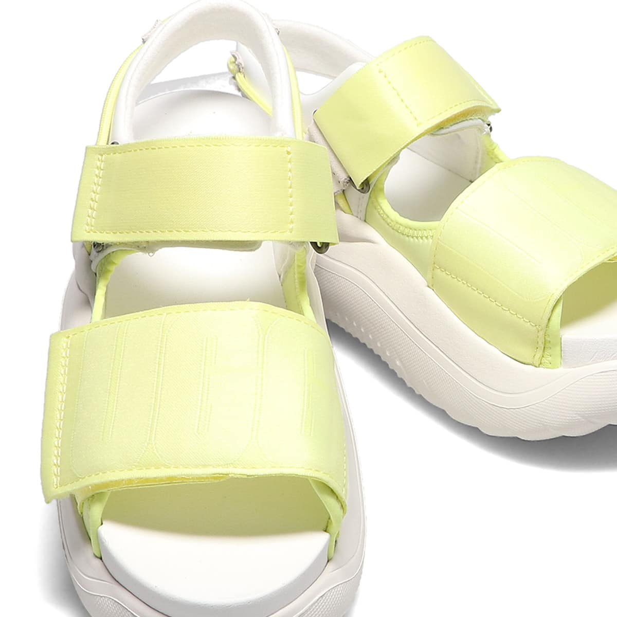 UGG W LA CLOUD STRAP SANDAL LEMON LIME 22SS-I