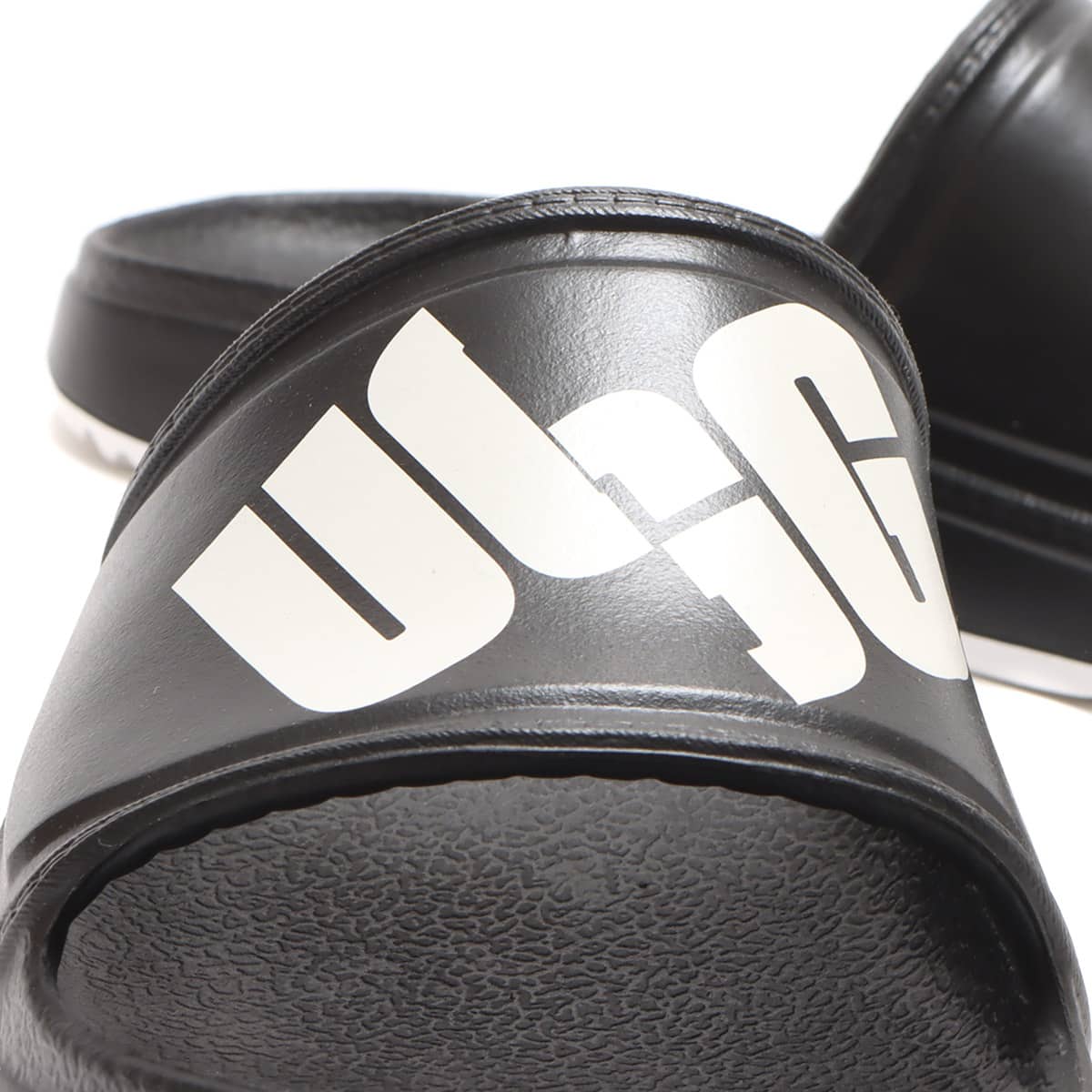 UGG M WILCOX SLIDE CHOPD BLACK 22SS-Iの画像