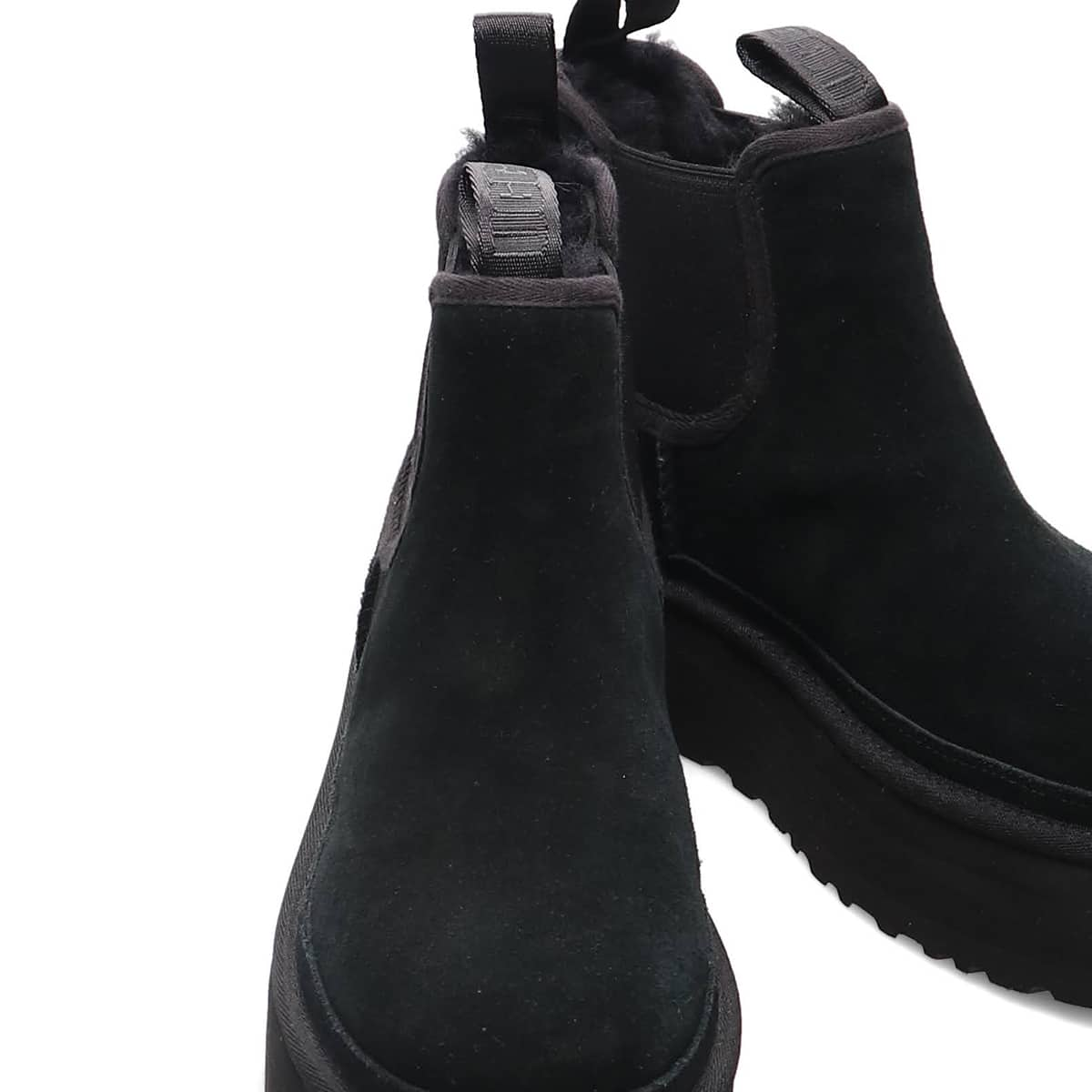 UGG/アグ/NEUMEL PLATFORM CHELSEA／ブラックブーツ