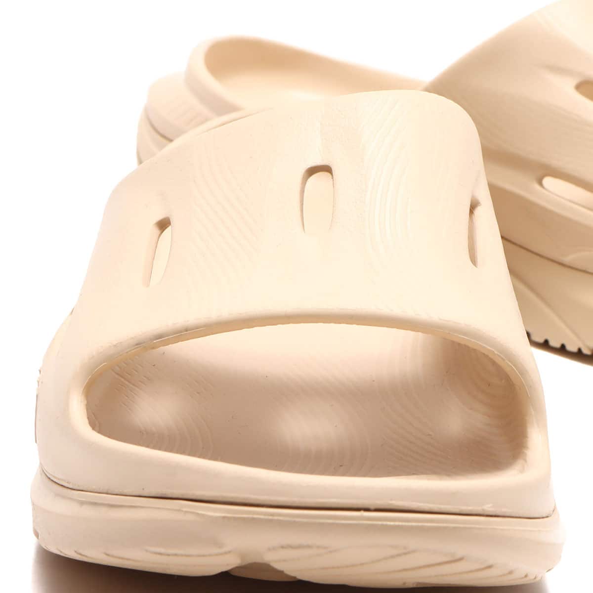 HOKA ORA RECOVERY SLIDE 3 SHIFTING SAND / SHIFTING SANDの画像