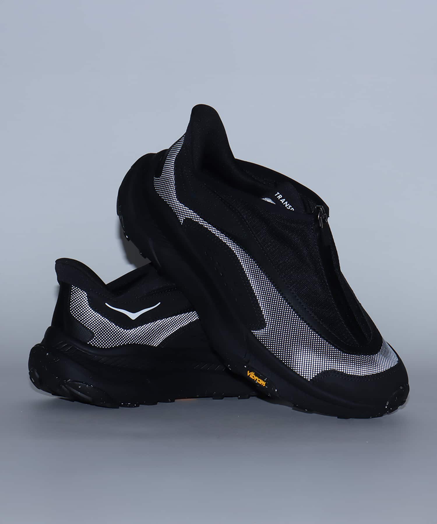 HOKA PROJECT TRANSPORT TS BLACK / WHITEの画像