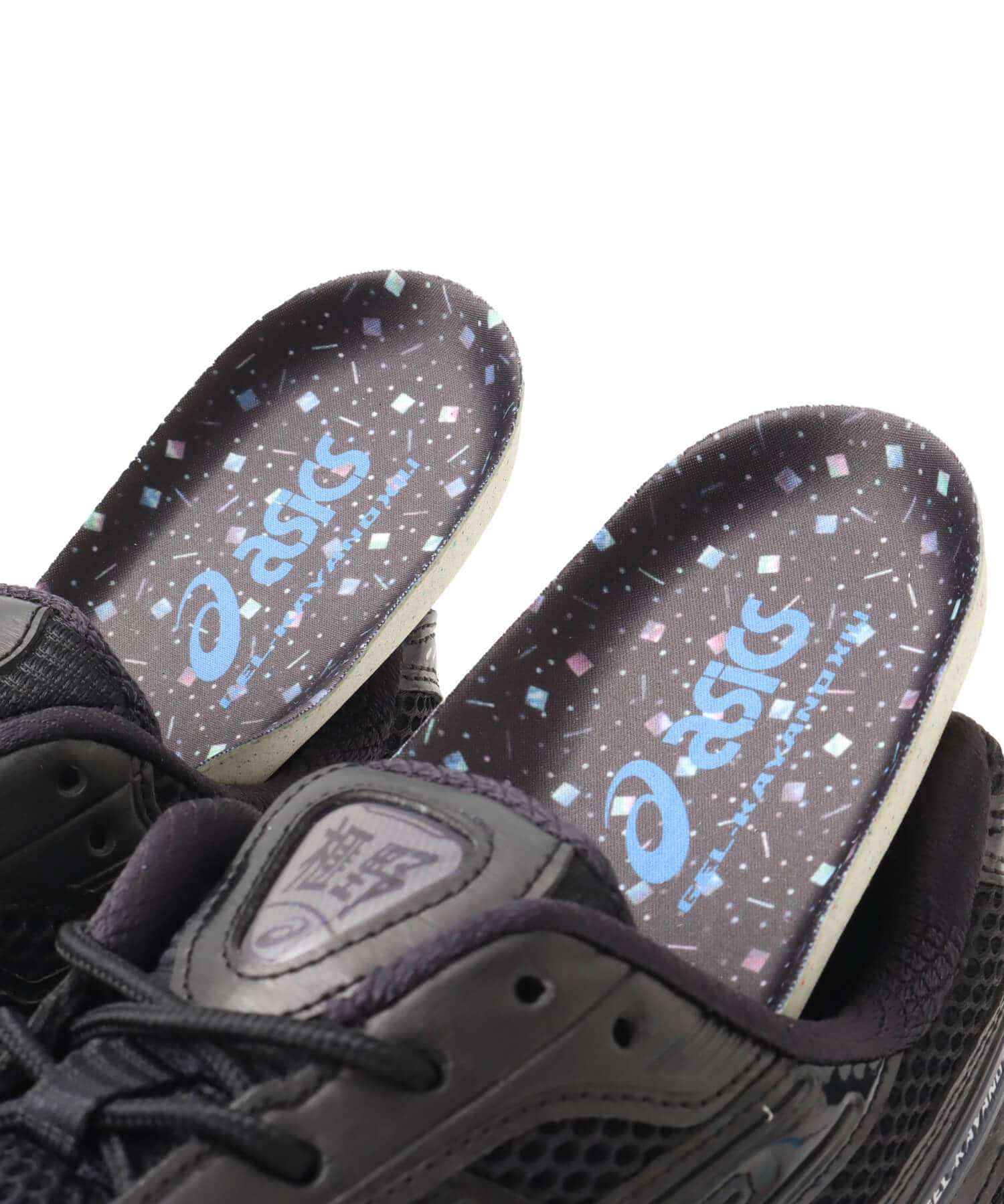 asics GEL-KAYANO 12.1 atmos "RADEN (螺鈿)" BLACK/BLACKの画像