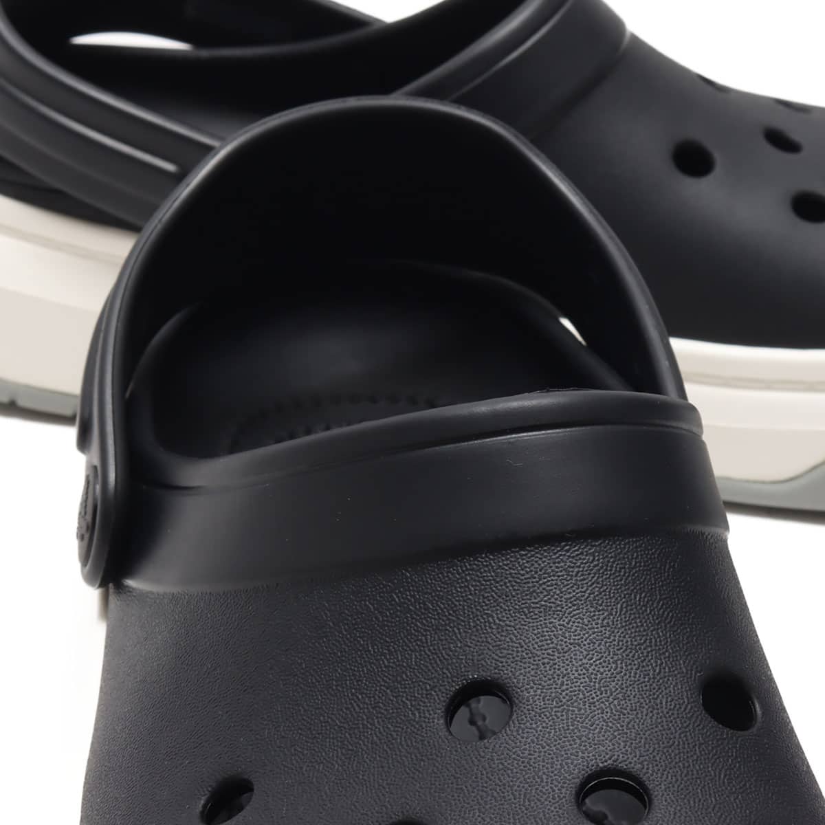 crocs crocbandTM full force clog Black/White 20FA-I