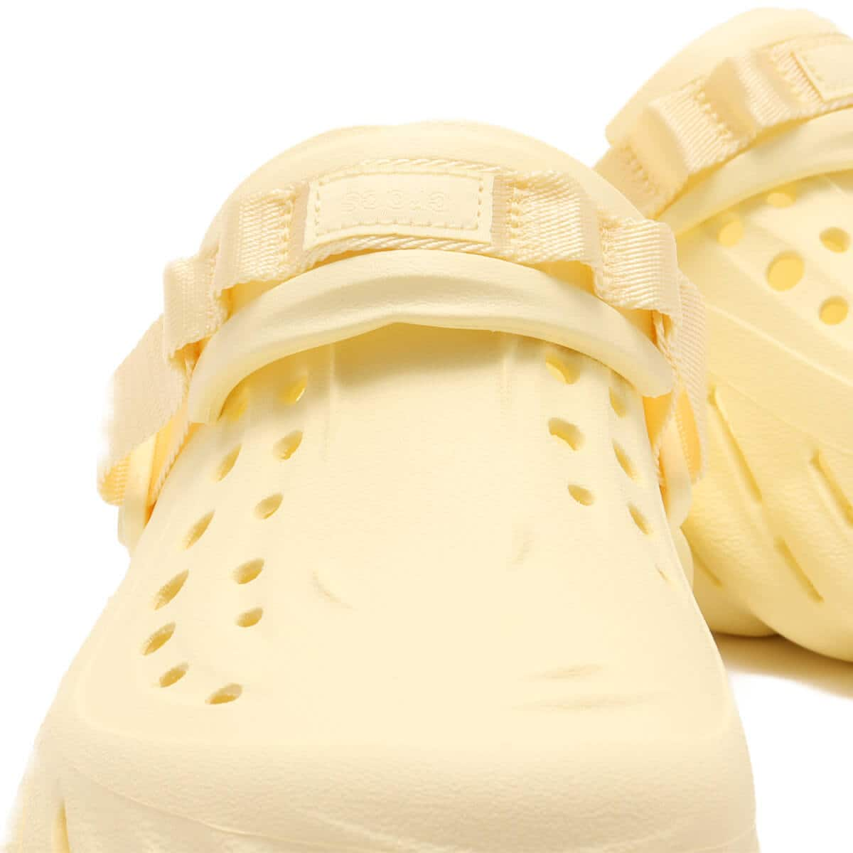 crocs Echo Clog Buttercream 24SS-I