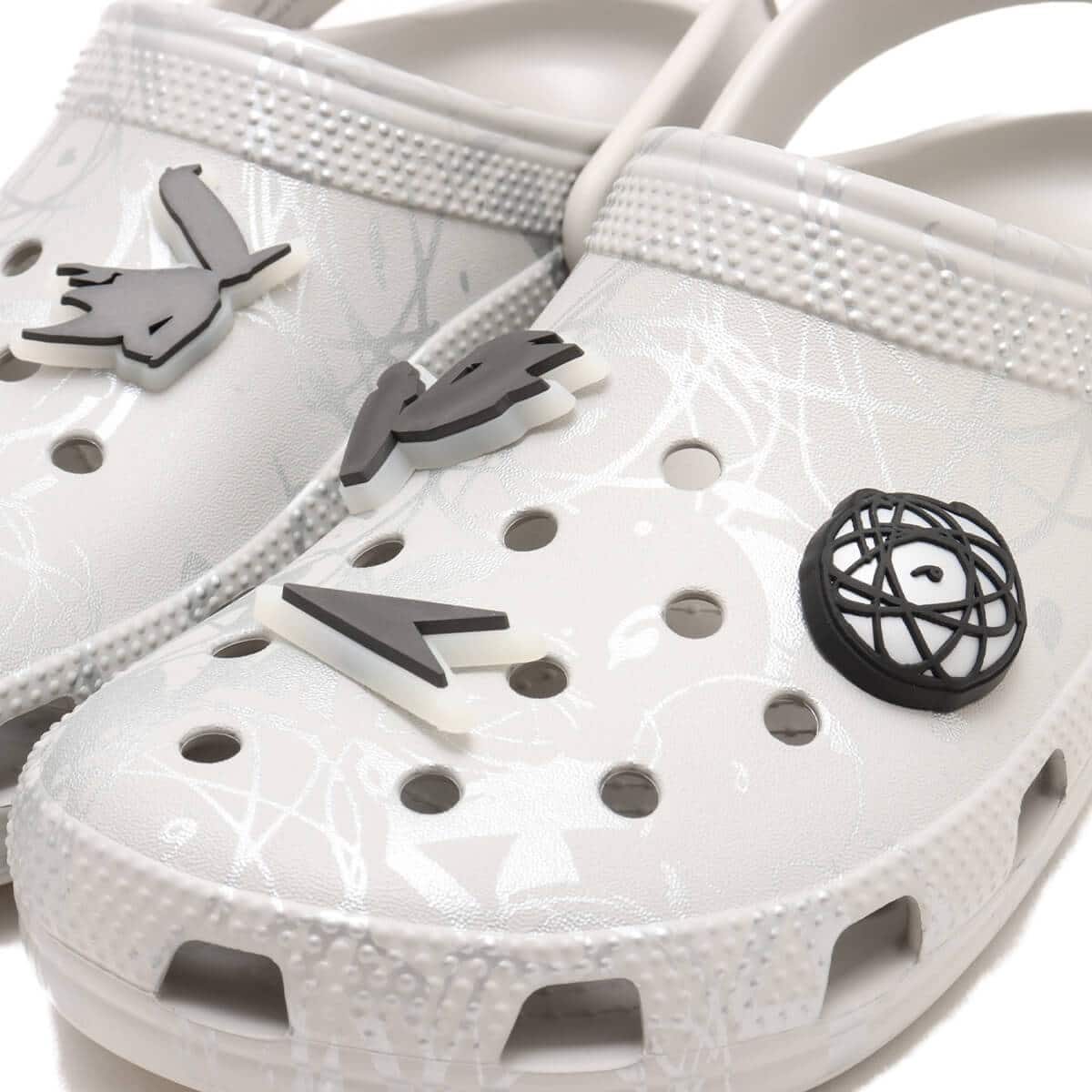 crocs FUTURA X Crocs Classic RO Clog Pearl Whiteの画像